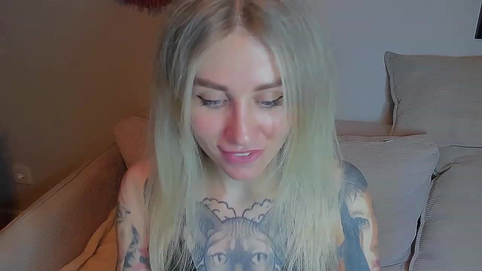 Gallery image thumbnail from Alexa_Smithhh's myfreecams stream on, 03/26/2023, 19:42 image 9 of 20