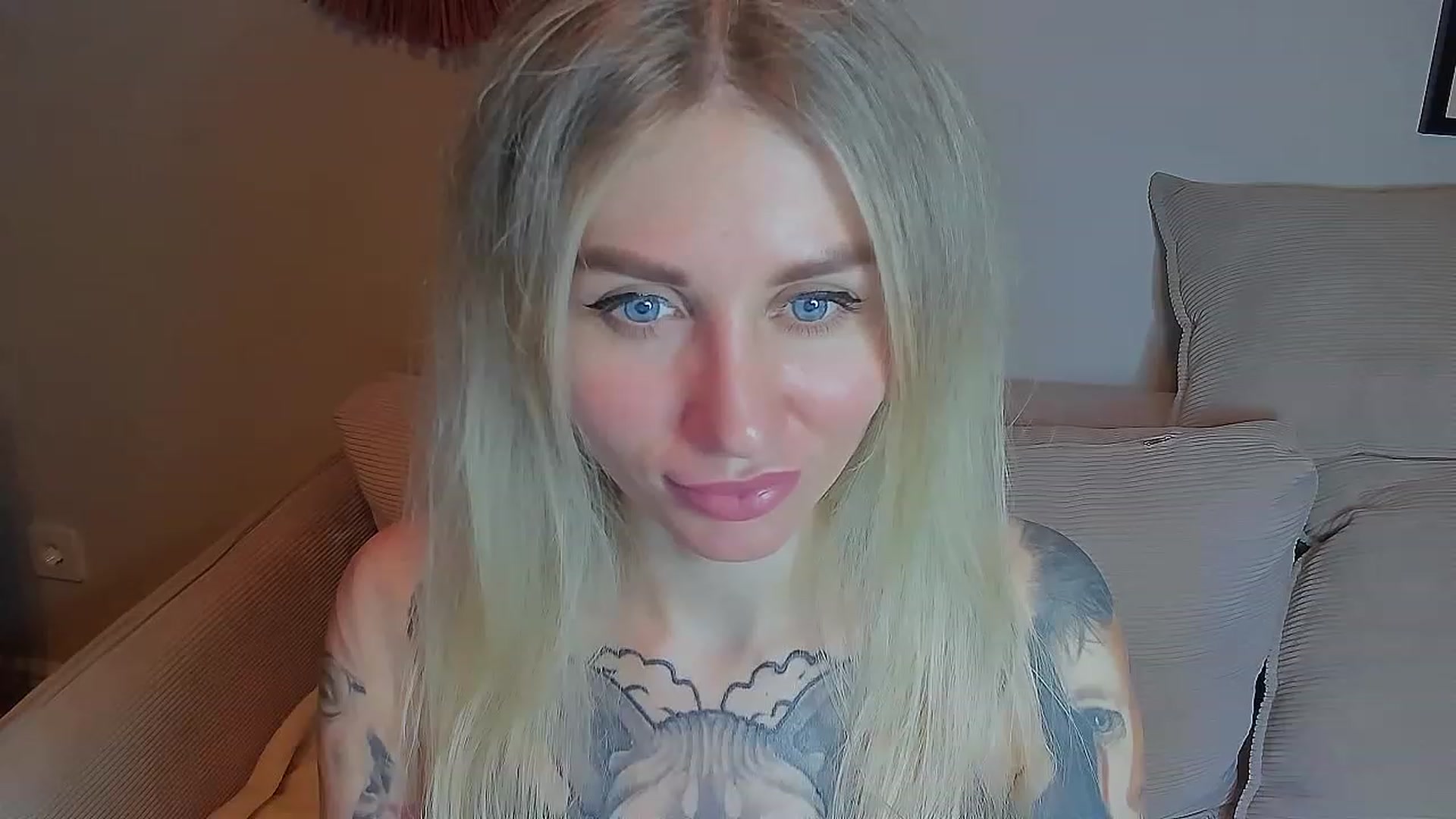 Gallery image thumbnail from Alexa_Smithhh's myfreecams stream on, 03/26/2023, 19:42 image 13 of 20