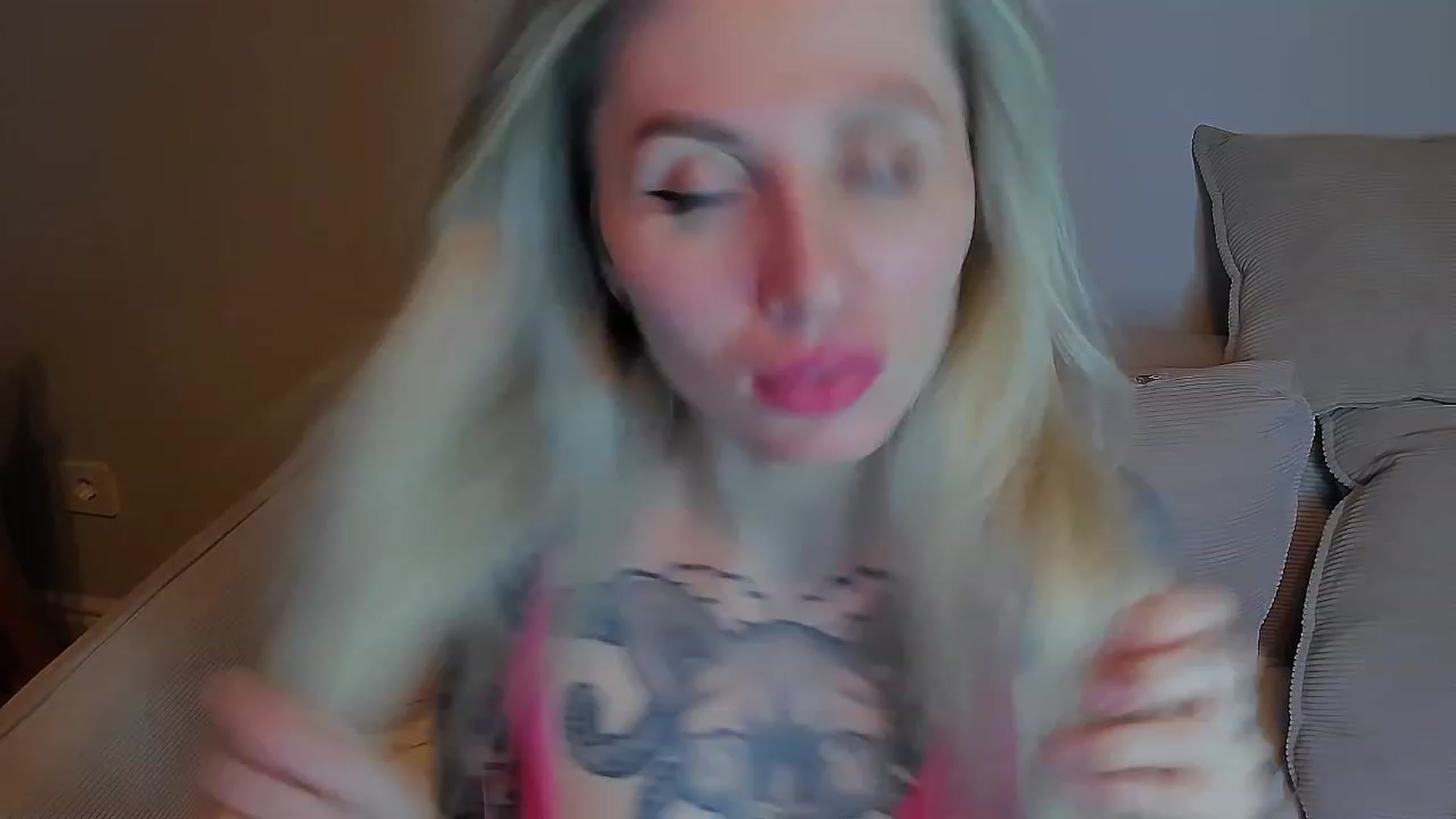 Gallery image thumbnail from Alexa_Smithhh's myfreecams stream on, 03/27/2023, 20:58 image 18 of 20