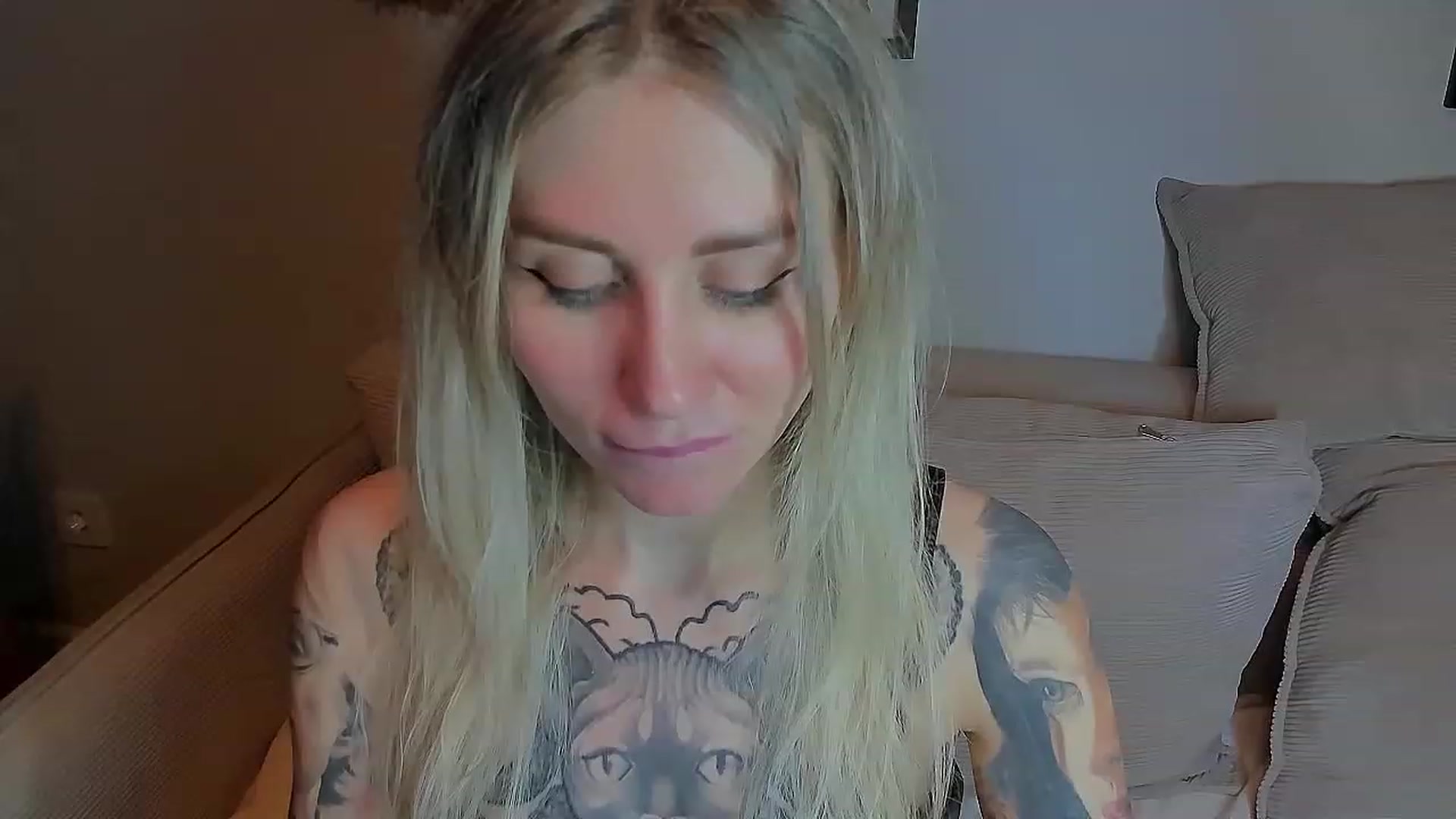 Gallery image thumbnail from Alexa_Smithhh's myfreecams stream on, 03/28/2023, 21:26 image 19 of 20