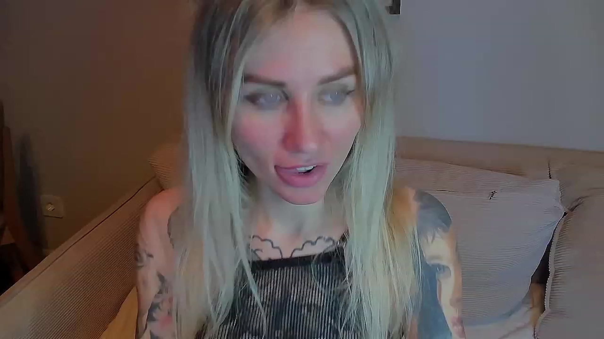 Gallery image thumbnail from Alexa_Smithhh's myfreecams stream on, 03/30/2023, 21:01 image 20 of 20