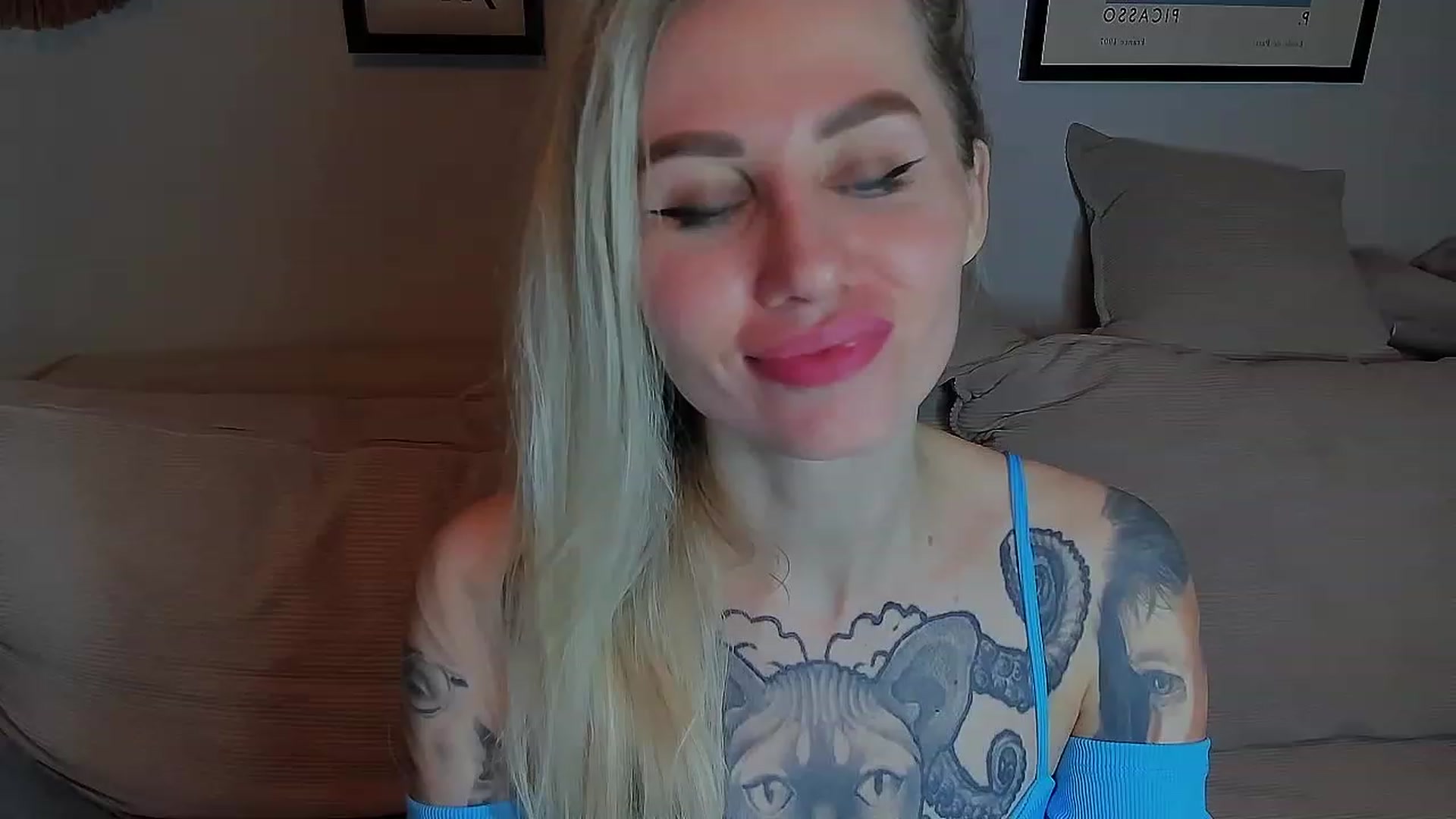 Gallery image thumbnail from Alexa_Smithhh's myfreecams stream on, 04/02/2023, 17:33 image 14 of 20
