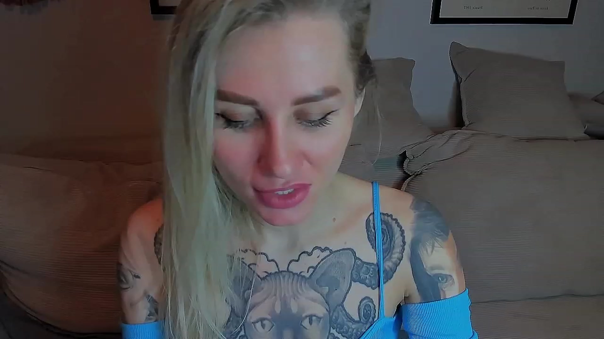 Gallery image thumbnail from Alexa_Smithhh's myfreecams stream on, 04/02/2023, 20:11 image 6 of 20