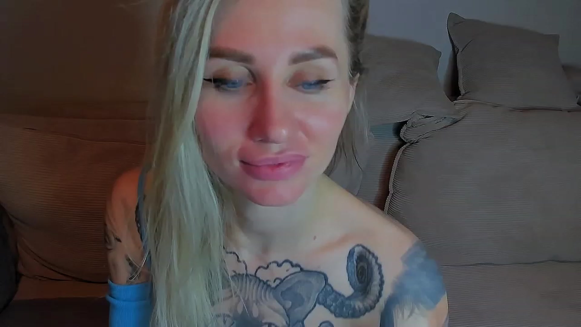 Gallery image thumbnail from Alexa_Smithhh's myfreecams stream on, 04/02/2023, 21:34 image 18 of 20