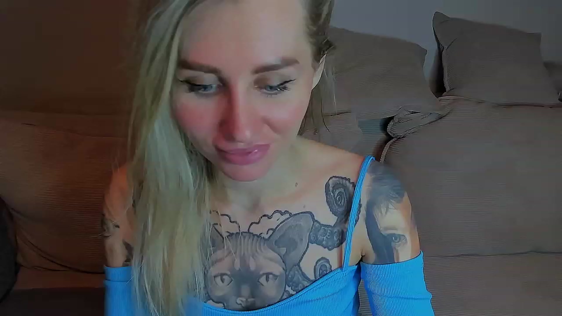 Gallery image thumbnail from Alexa_Smithhh's myfreecams stream on, 04/02/2023, 21:34 image 17 of 20