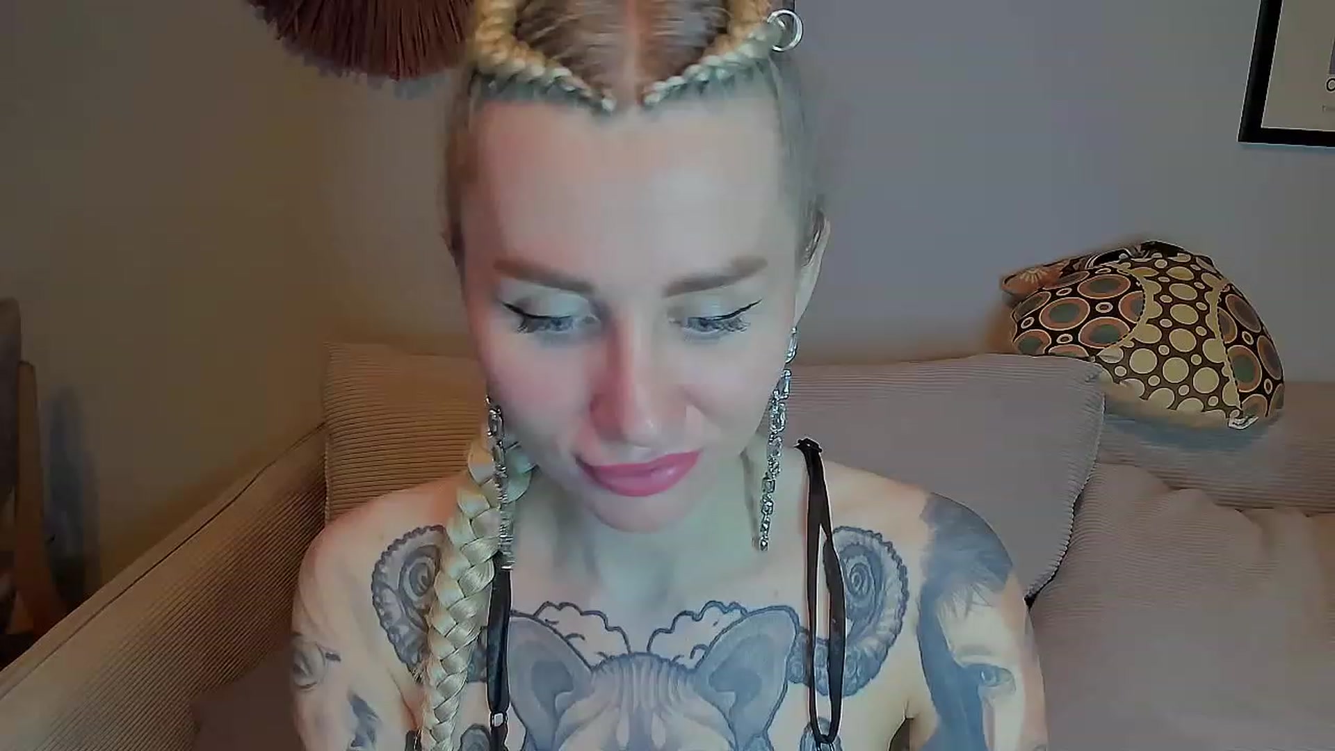Gallery image thumbnail from Alexa_Smithhh's myfreecams stream on, 04/12/2023, 18:13 image 9 of 20