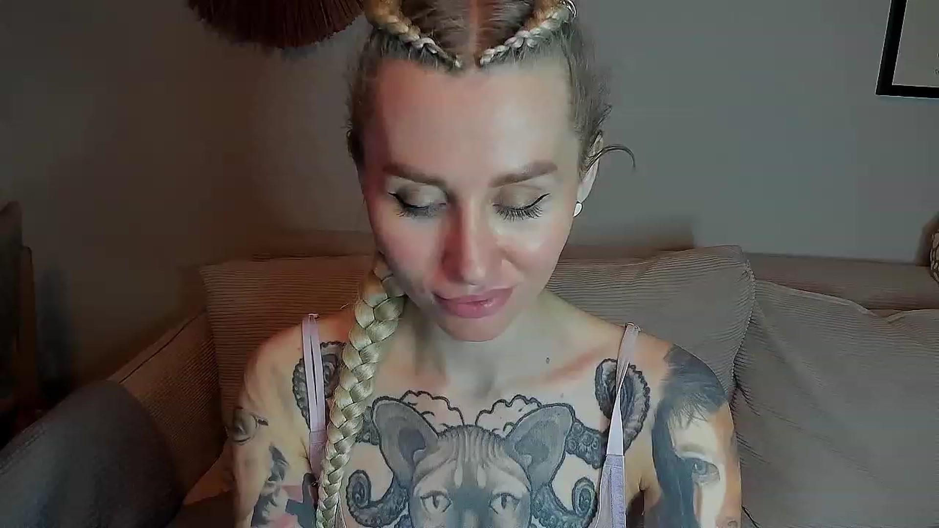 Gallery image thumbnail from Alexa_Smithhh's myfreecams stream on, 04/13/2023, 21:52 image 10 of 20
