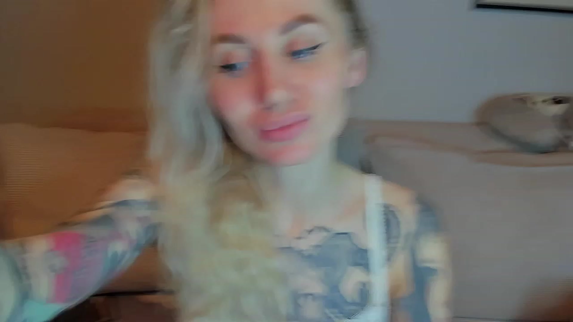 Gallery image thumbnail from Alexa_Smithhh's myfreecams stream on, 04/20/2023, 21:45 image 9 of 20