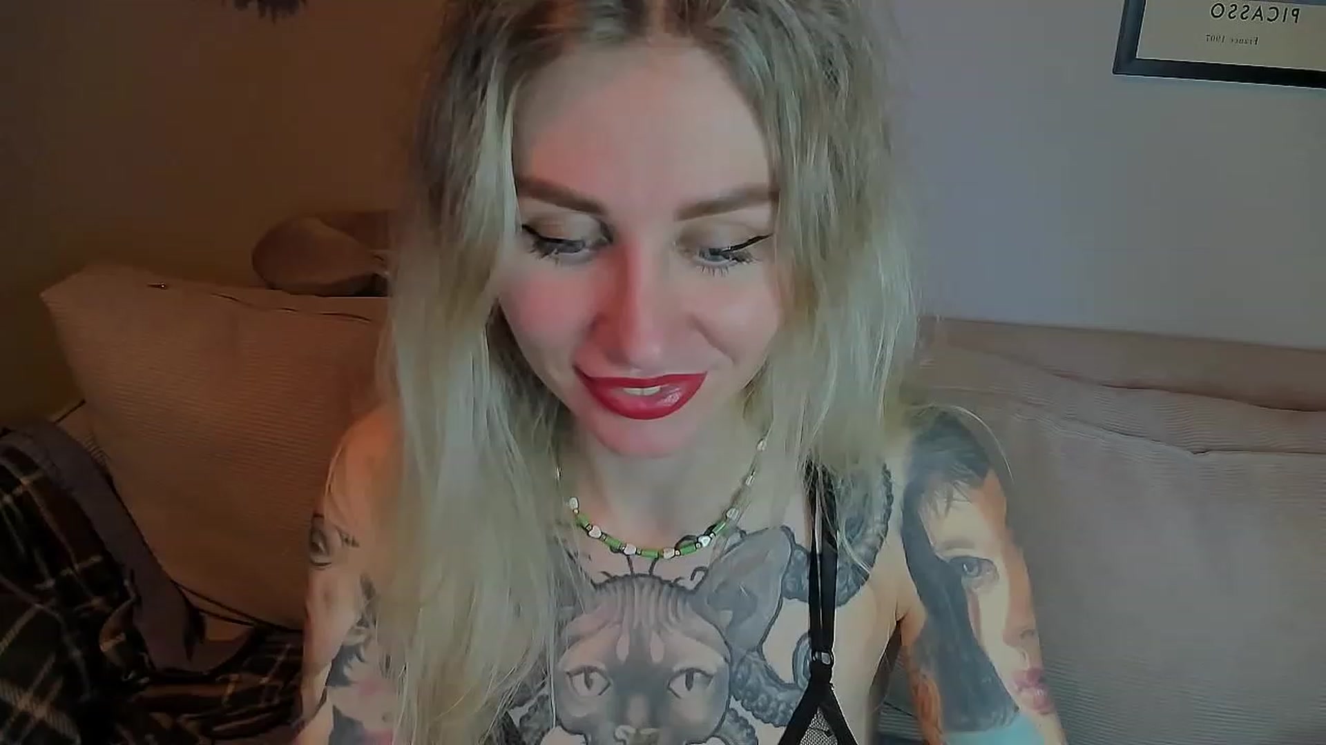 Gallery image thumbnail from Alexa_Smithhh's myfreecams stream on, 04/24/2023, 19:32 image 1 of 20