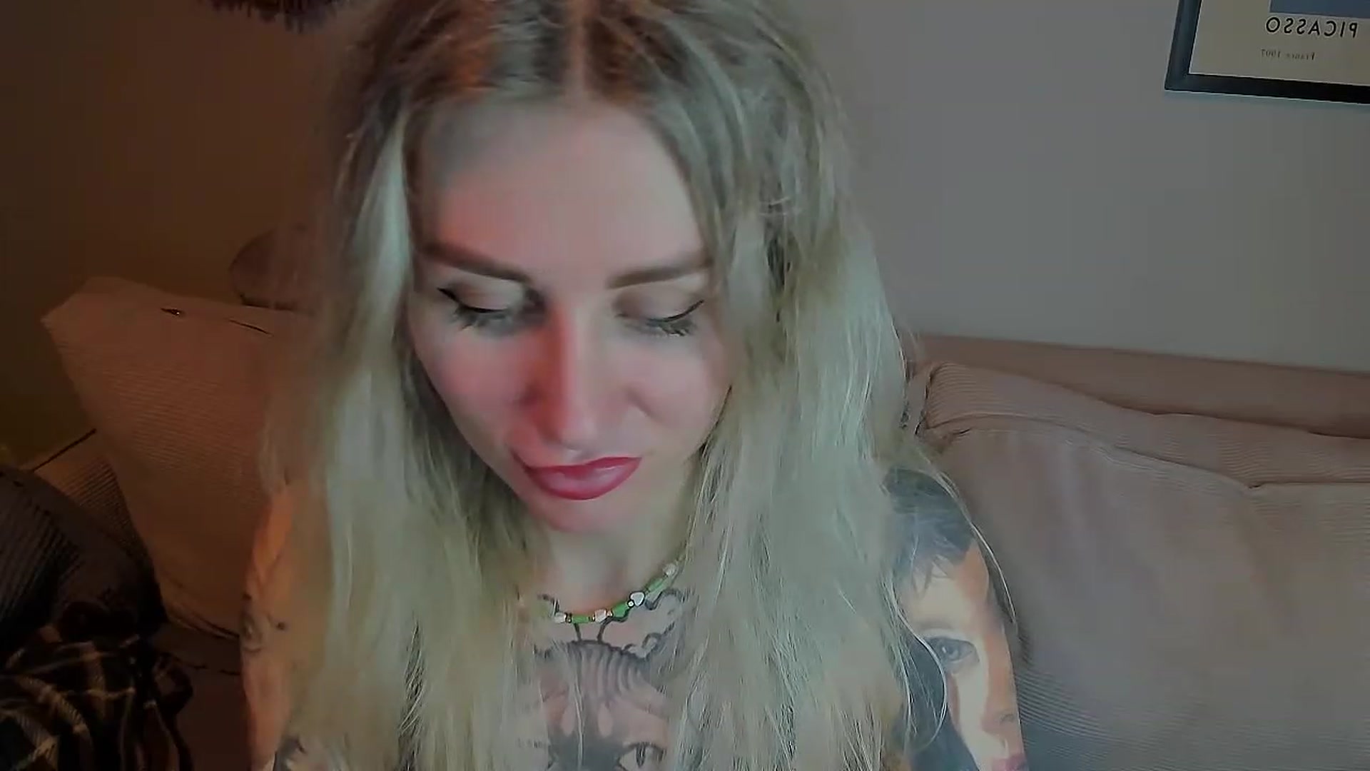 Gallery image thumbnail from Alexa_Smithhh's myfreecams stream on, 04/24/2023, 21:42 image 18 of 20