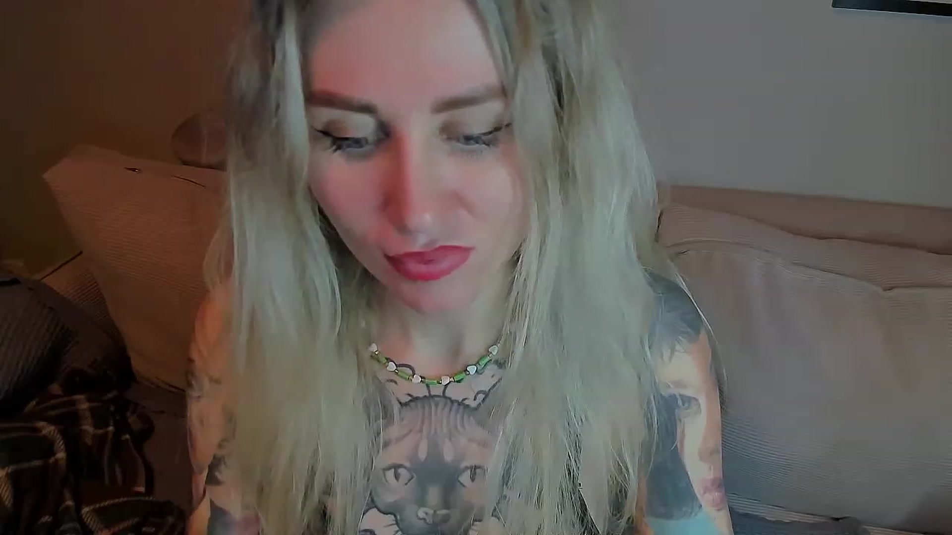 Gallery image thumbnail from Alexa_Smithhh's myfreecams stream on, 04/24/2023, 21:42 image 13 of 20