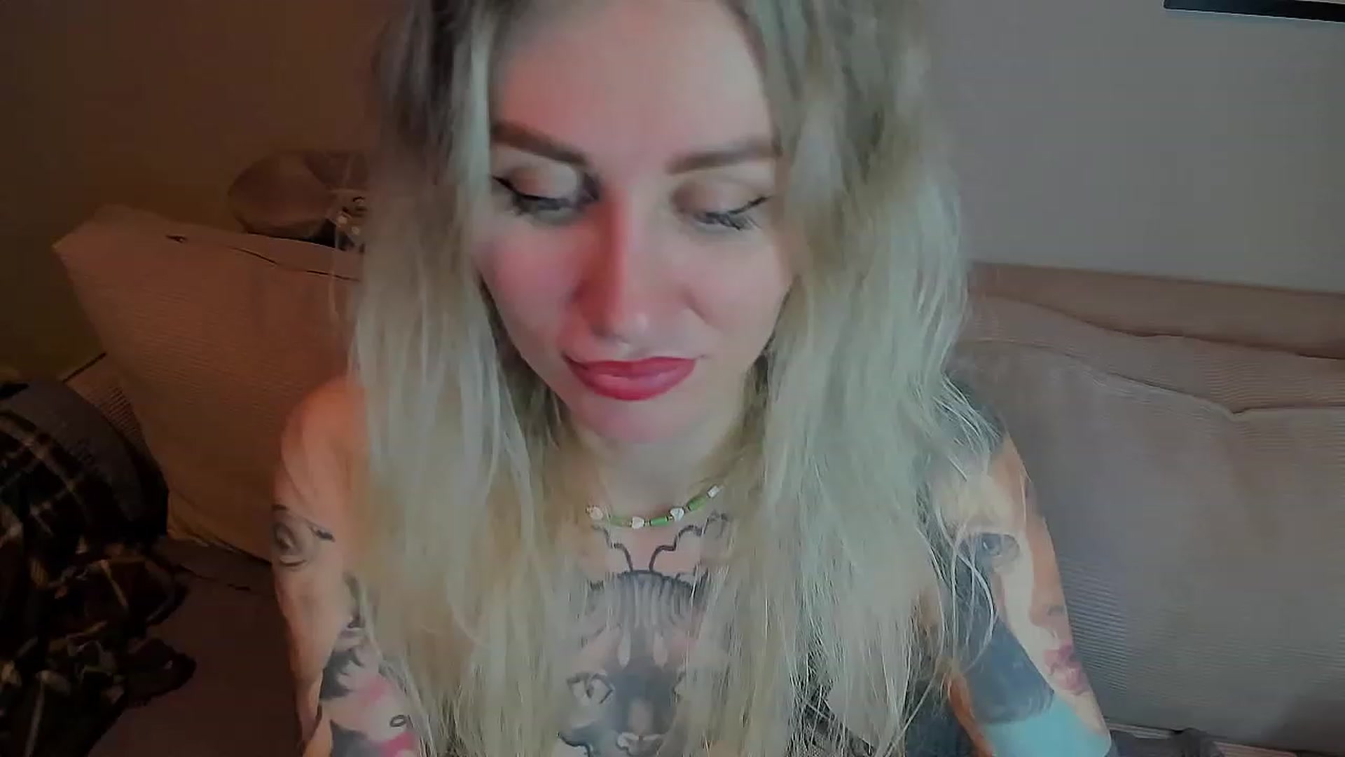 Gallery image thumbnail from Alexa_Smithhh's myfreecams stream on, 04/24/2023, 21:42 image 1 of 20