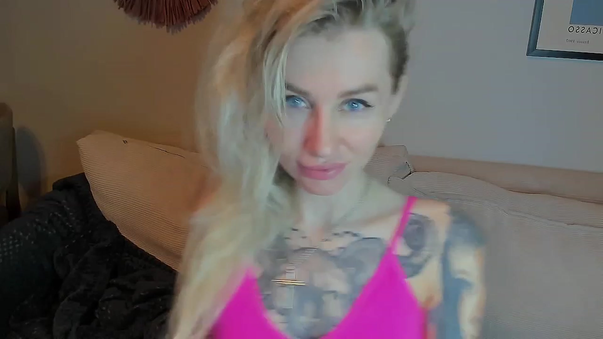 Gallery image thumbnail from Alexa_Smithhh's myfreecams stream on, 05/01/2023, 19:38 image 14 of 20