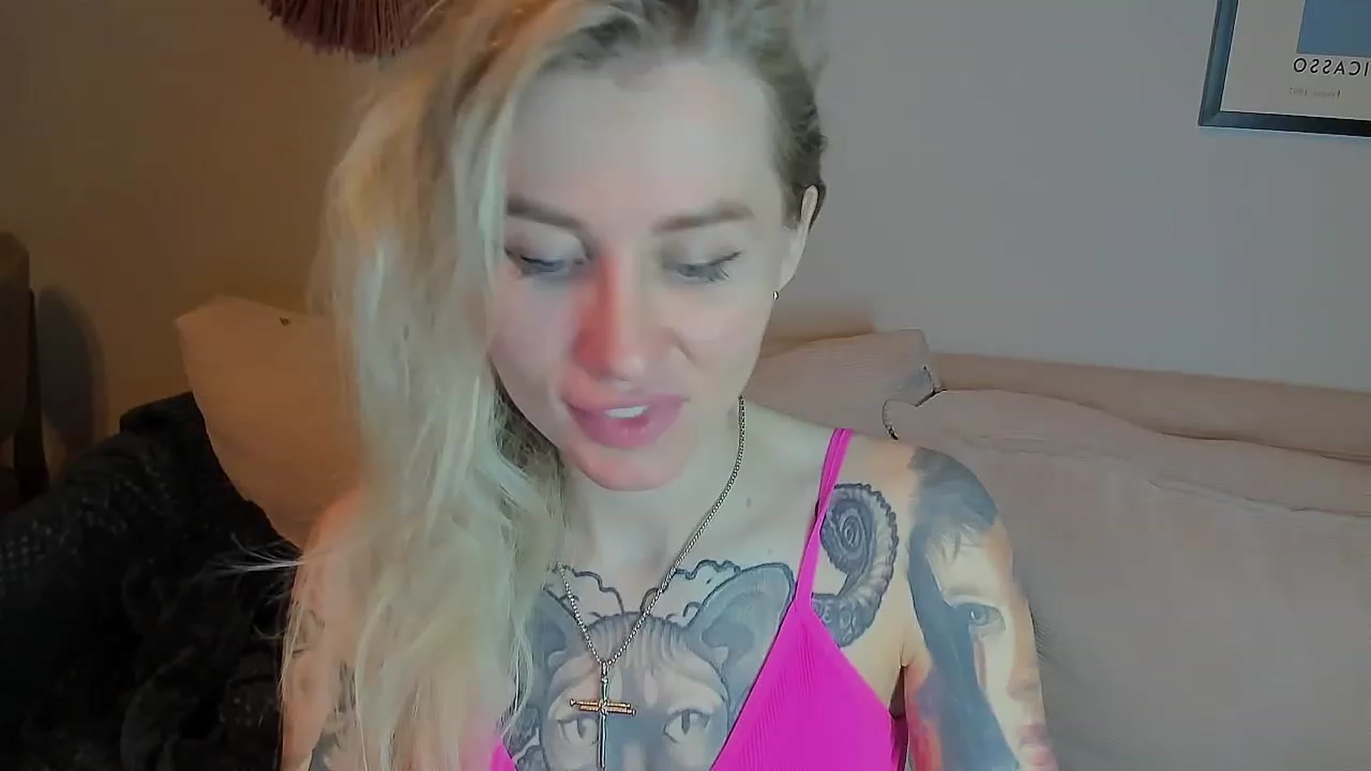 Gallery image thumbnail from Alexa_Smithhh's myfreecams stream on, 05/01/2023, 19:38 image 15 of 20