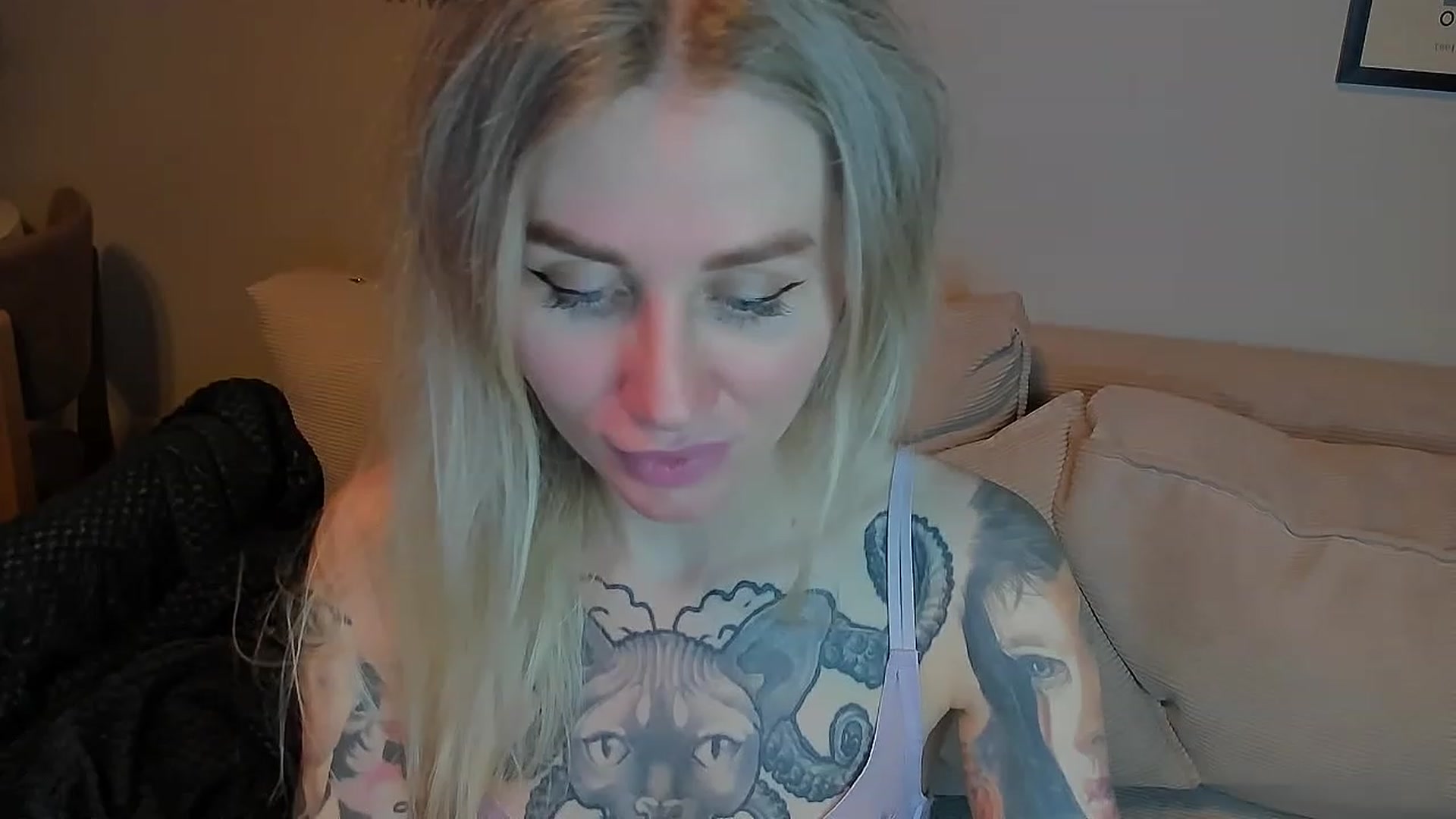 Gallery image thumbnail from Alexa_Smithhh's myfreecams stream on, 05/02/2023, 20:11 image 19 of 20