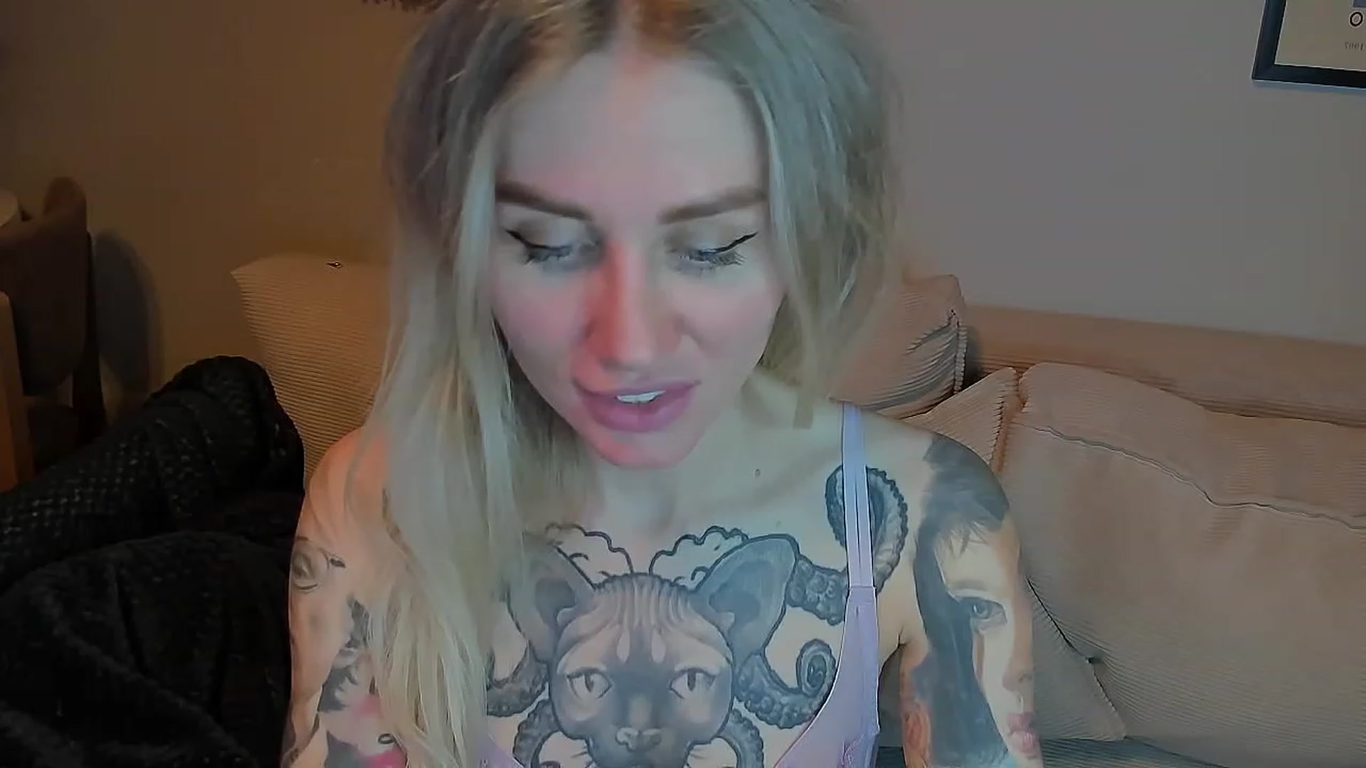 Gallery image thumbnail from Alexa_Smithhh's myfreecams stream on, 05/02/2023, 20:11 image 12 of 20
