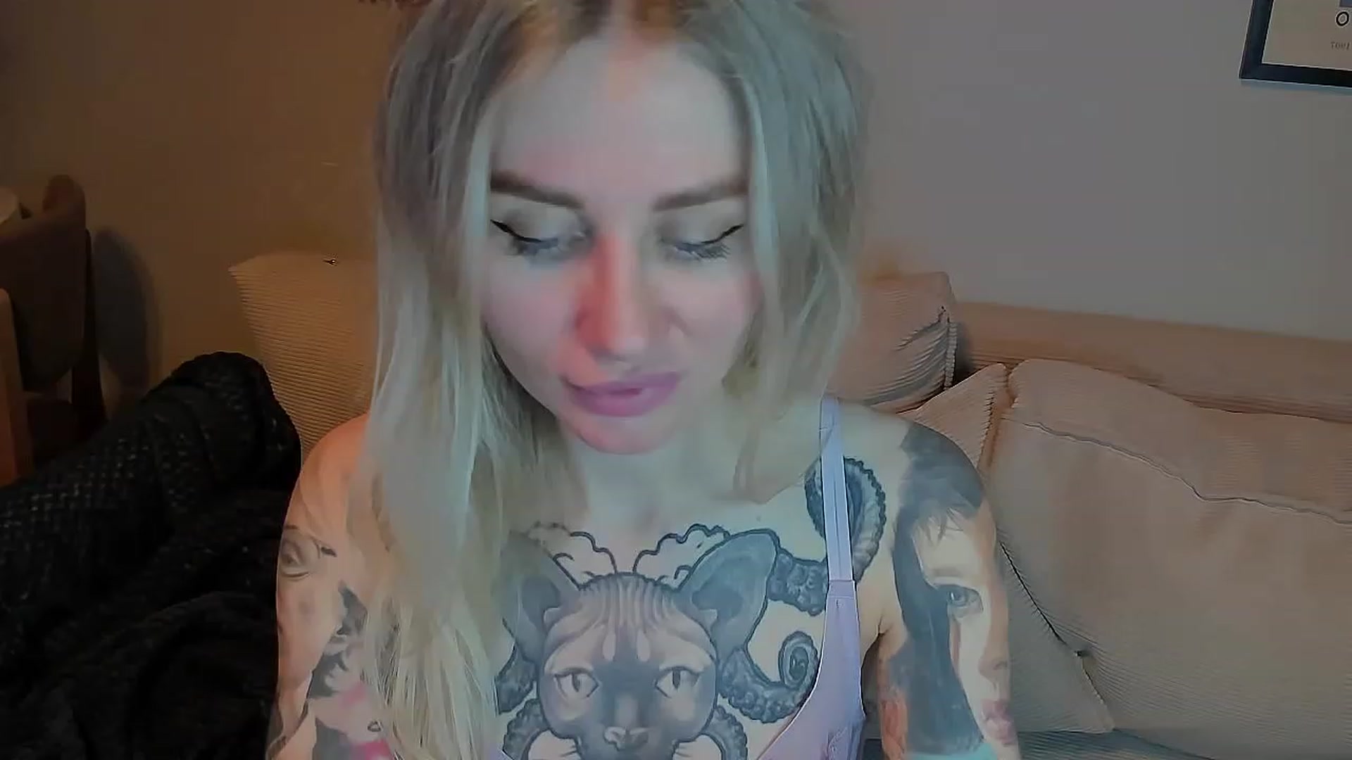 Gallery image thumbnail from Alexa_Smithhh's myfreecams stream on, 05/02/2023, 20:11 image 14 of 20
