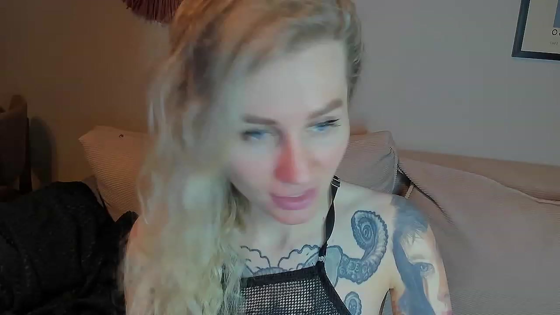 Gallery image thumbnail from Alexa_Smithhh's myfreecams stream on, 05/06/2023, 19:34 image 4 of 20