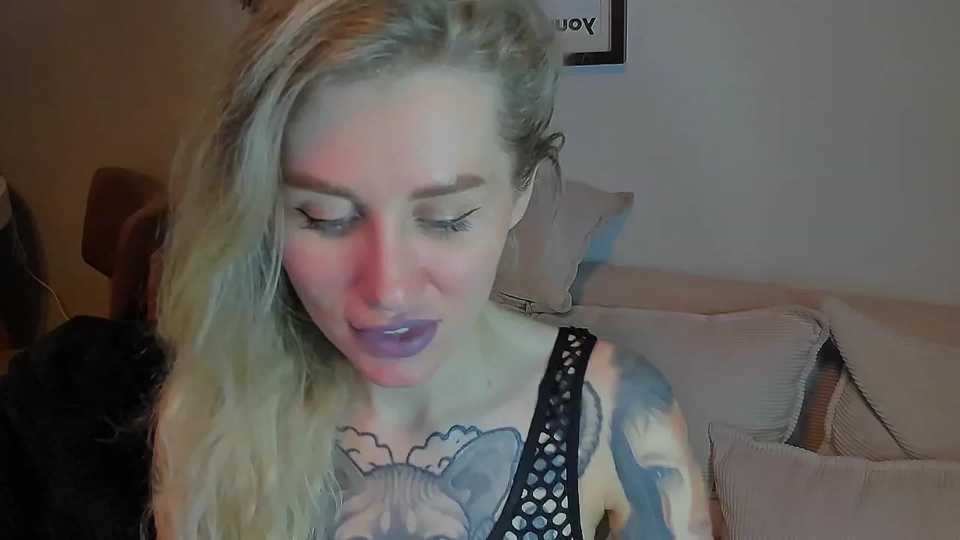 Gallery image thumbnail from Alexa_Smithhh's myfreecams stream on, 05/10/2023, 20:00 image 7 of 20