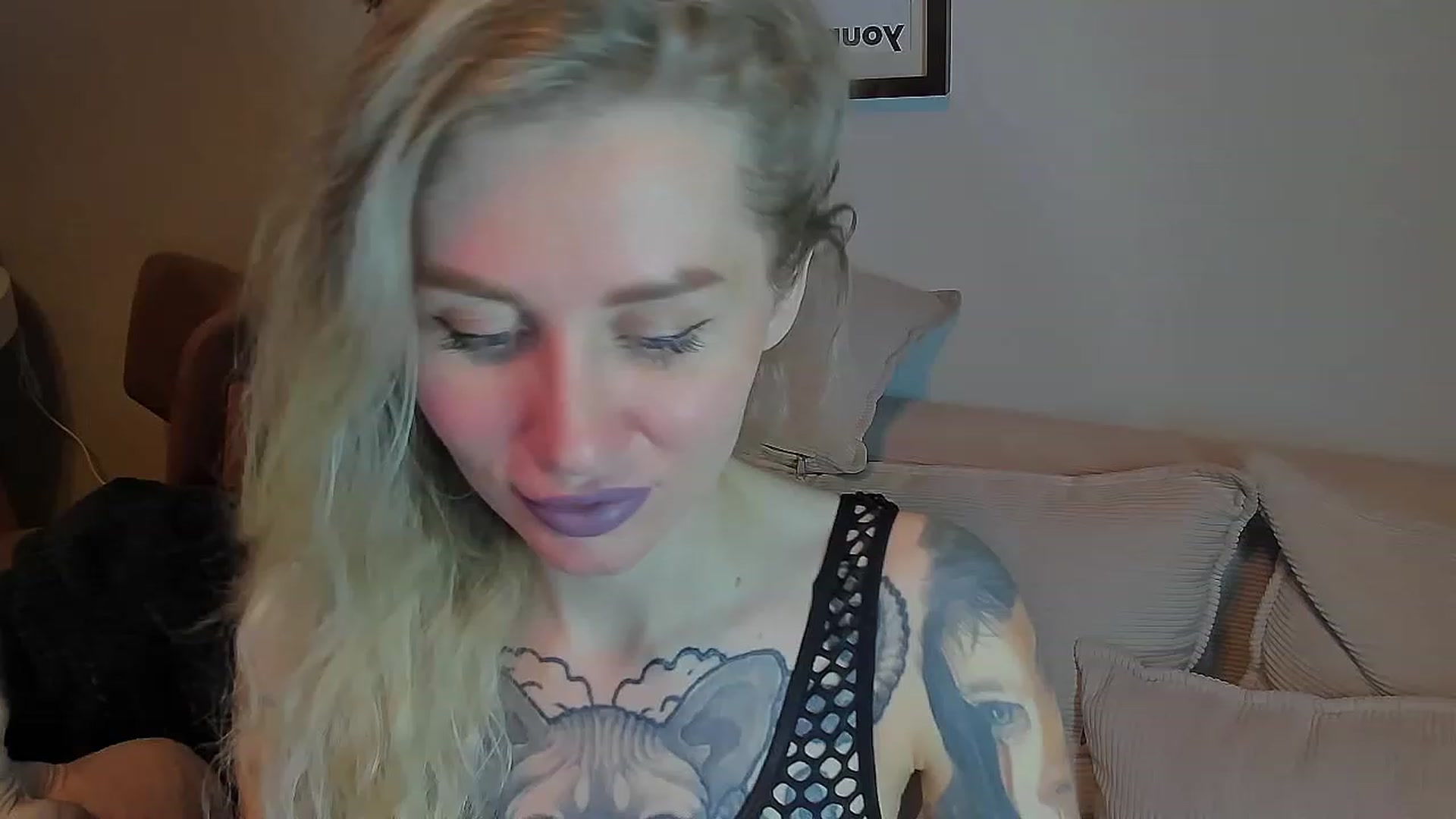 Gallery image thumbnail from Alexa_Smithhh's myfreecams stream on, 05/10/2023, 20:00 image 8 of 20