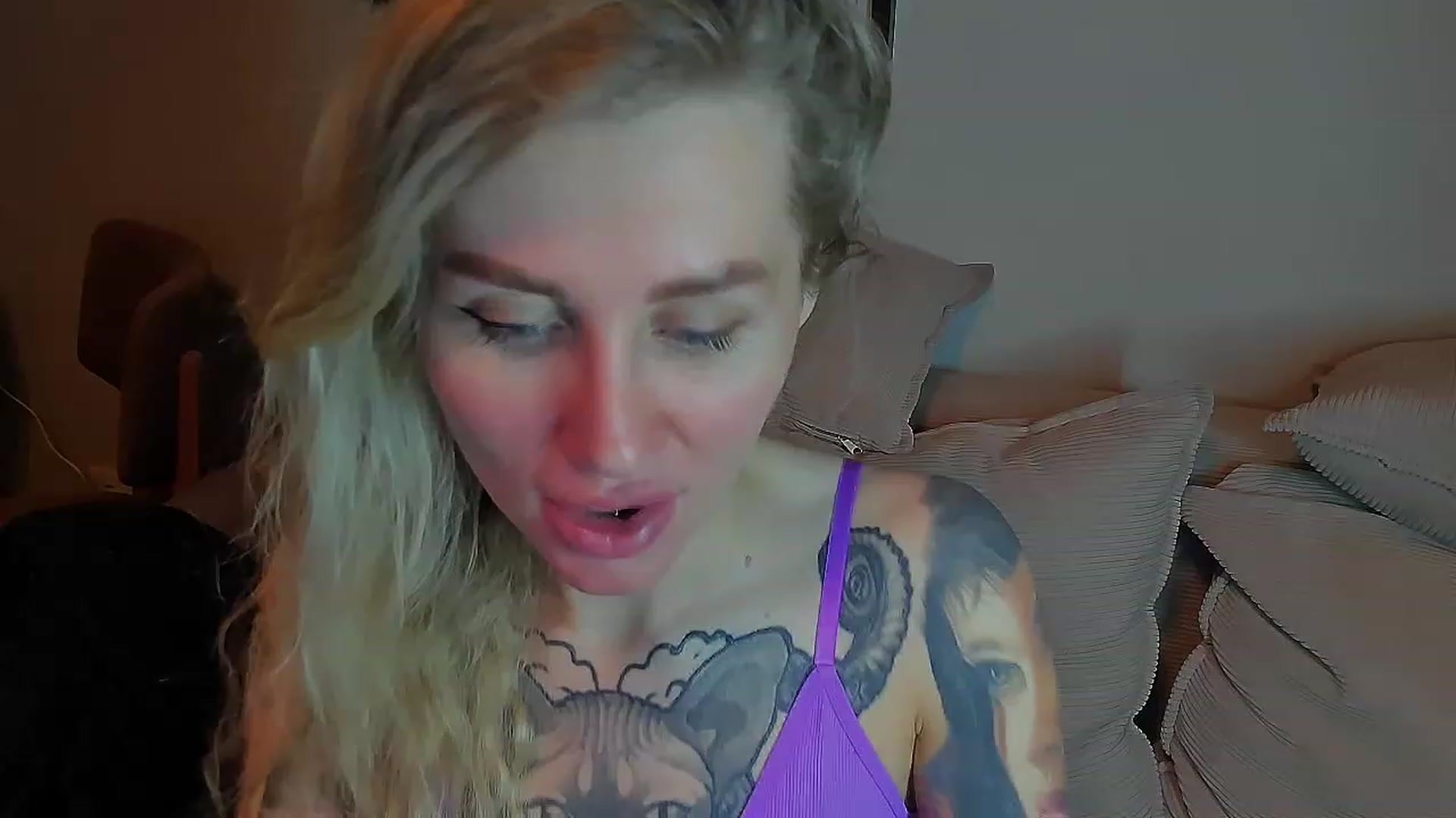 Gallery image thumbnail from Alexa_Smithhh's myfreecams stream on, 05/11/2023, 20:25 image 15 of 20