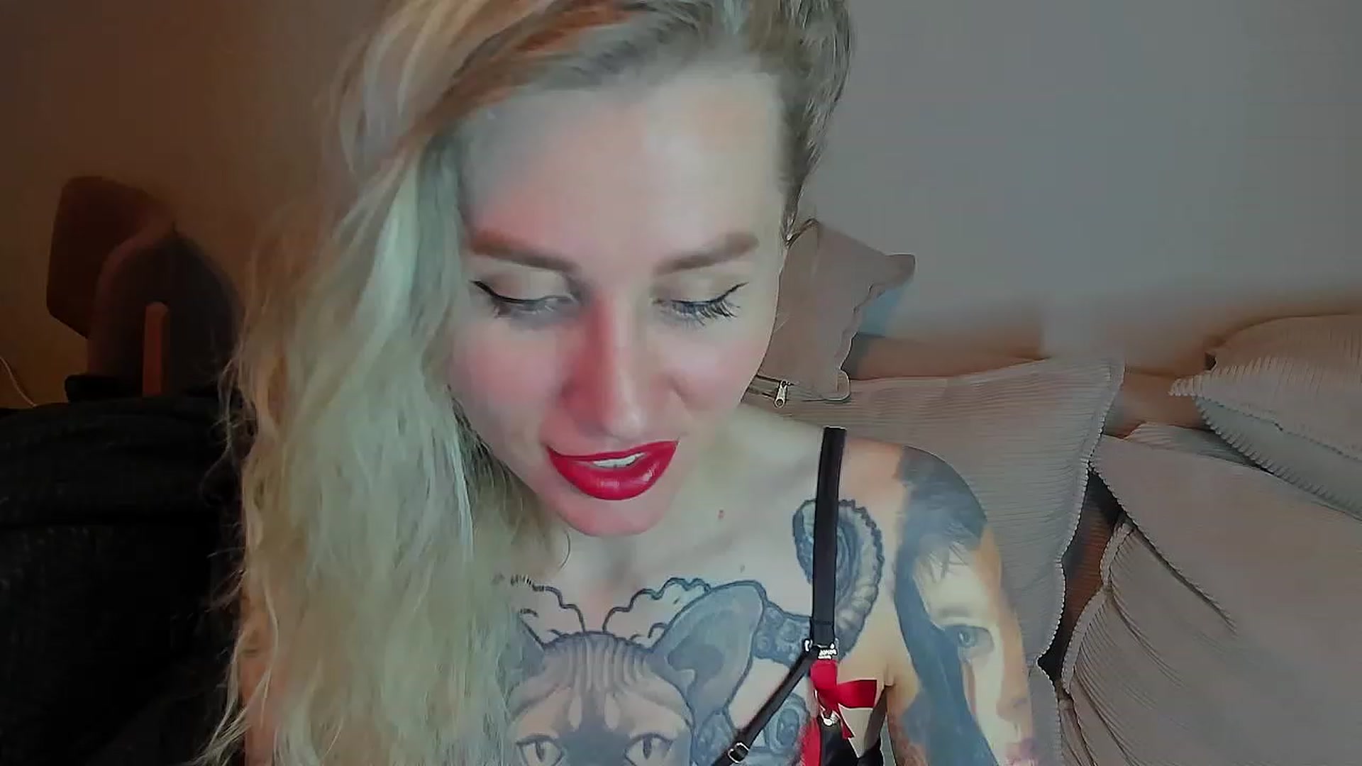 Gallery image thumbnail from Alexa_Smithhh's myfreecams stream on, 05/12/2023, 18:51 image 12 of 20