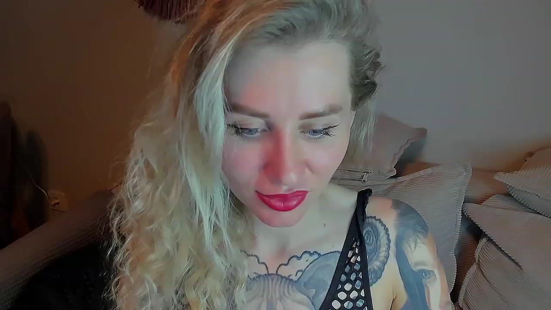 Gallery image thumbnail from Alexa_Smithhh's myfreecams stream on, 05/14/2023, 20:14 image 20 of 20