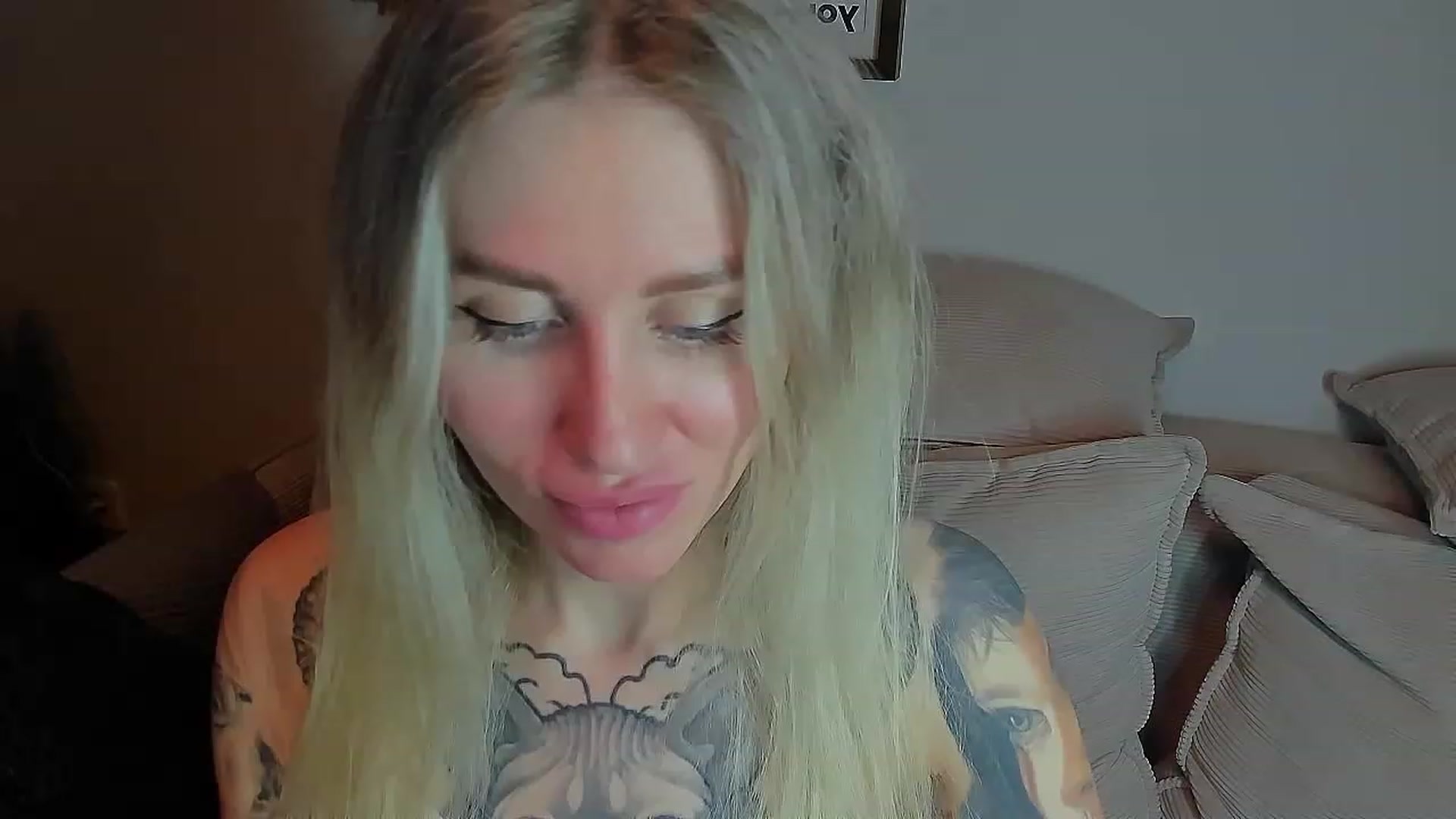 Gallery image thumbnail from Alexa_Smithhh's myfreecams stream on, 05/18/2023, 21:24 image 11 of 20