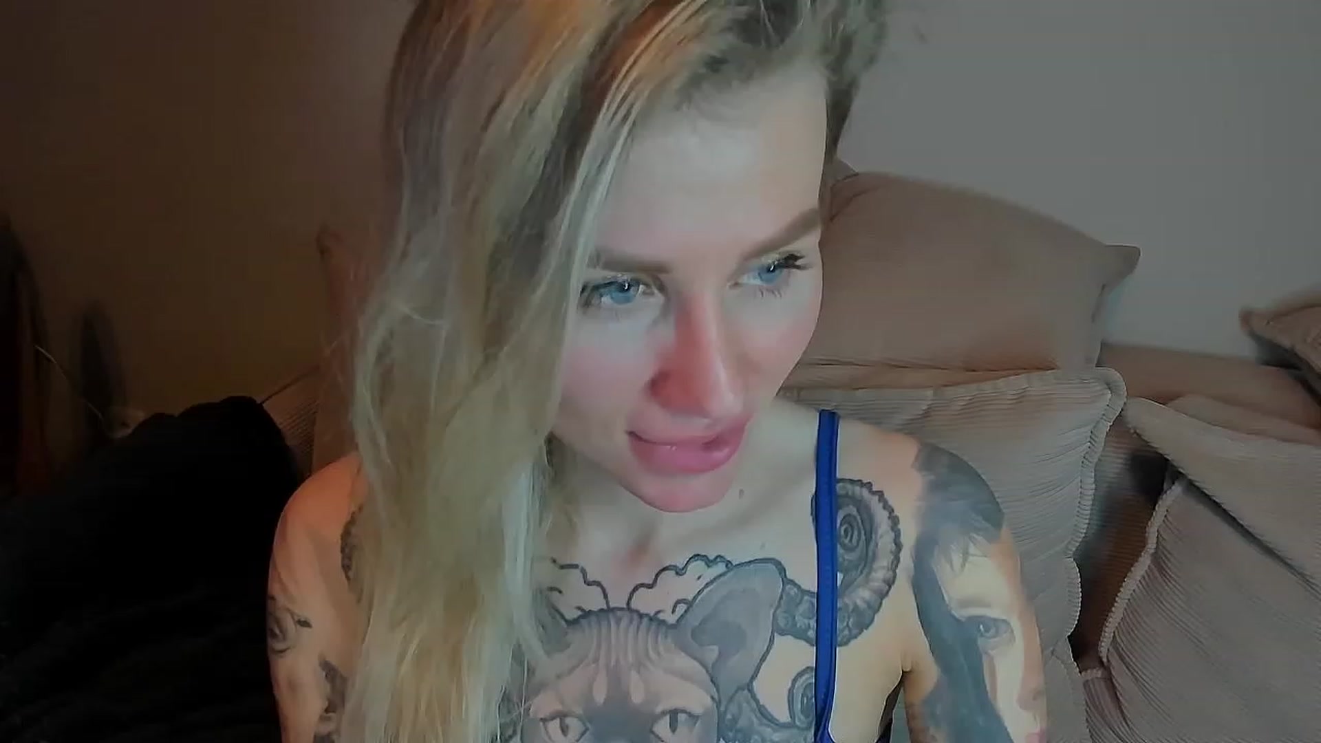 Gallery image thumbnail from Alexa_Smithhh's myfreecams stream on, 05/19/2023, 19:58 image 3 of 20