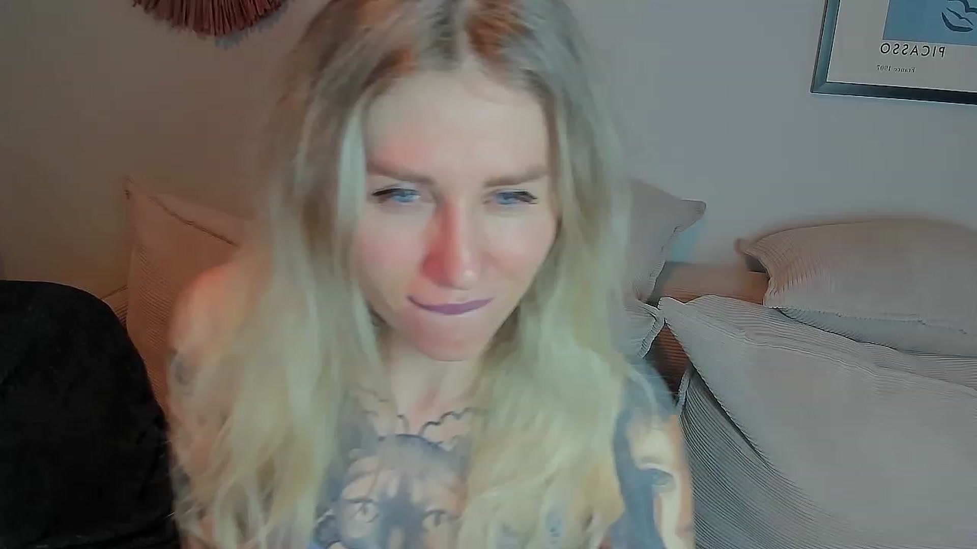 Gallery image thumbnail from Alexa_Smithhh's myfreecams stream on, 05/22/2023, 17:59 image 7 of 20