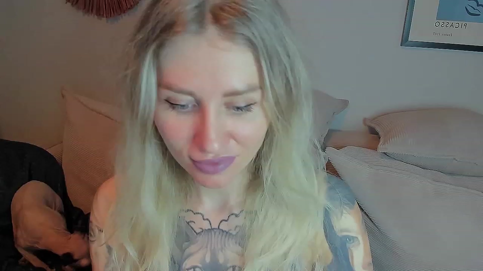 Gallery image thumbnail from Alexa_Smithhh's myfreecams stream on, 05/22/2023, 17:59 image 8 of 20
