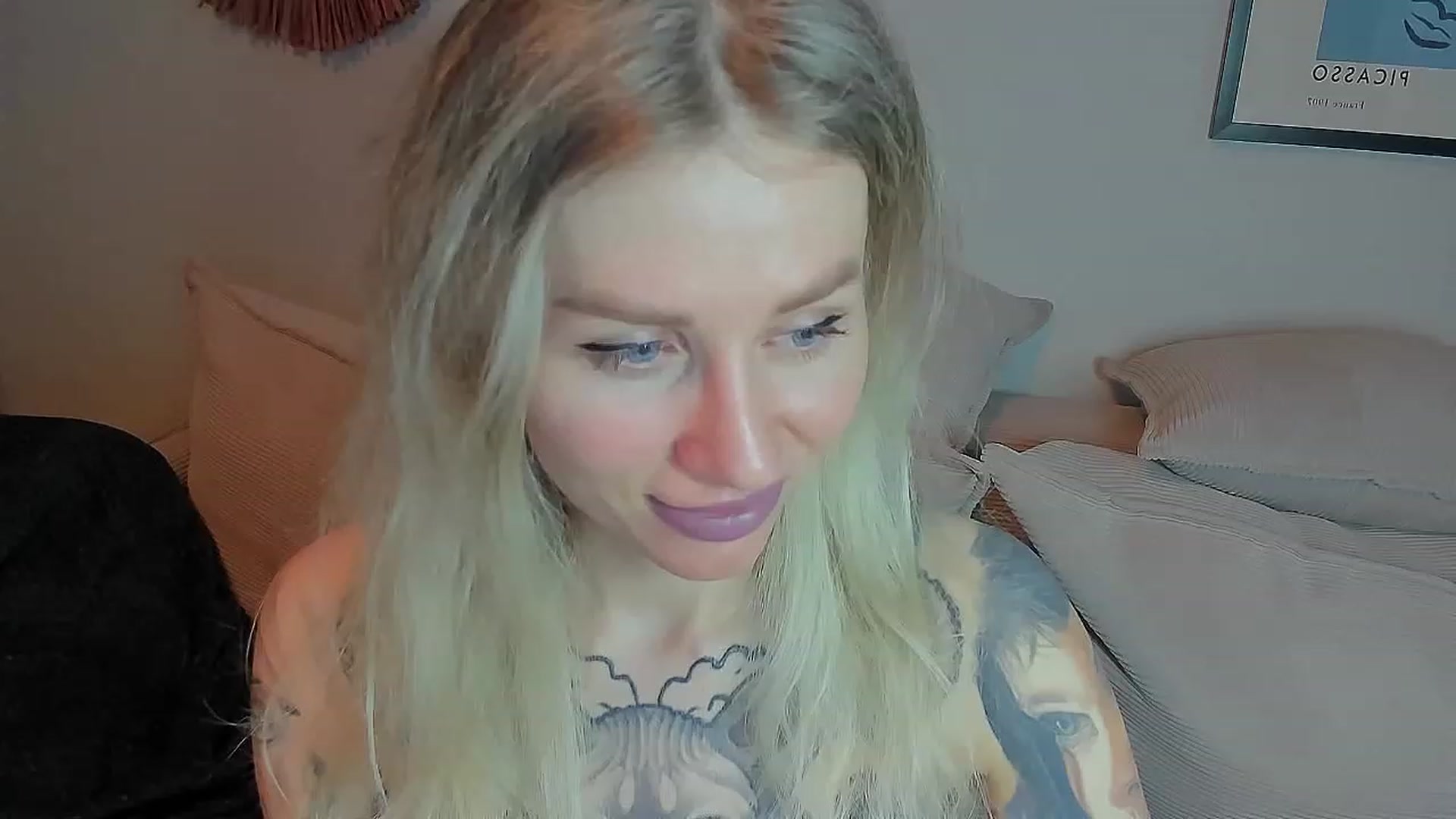 Gallery image thumbnail from Alexa_Smithhh's myfreecams stream on, 05/22/2023, 17:59 image 3 of 20