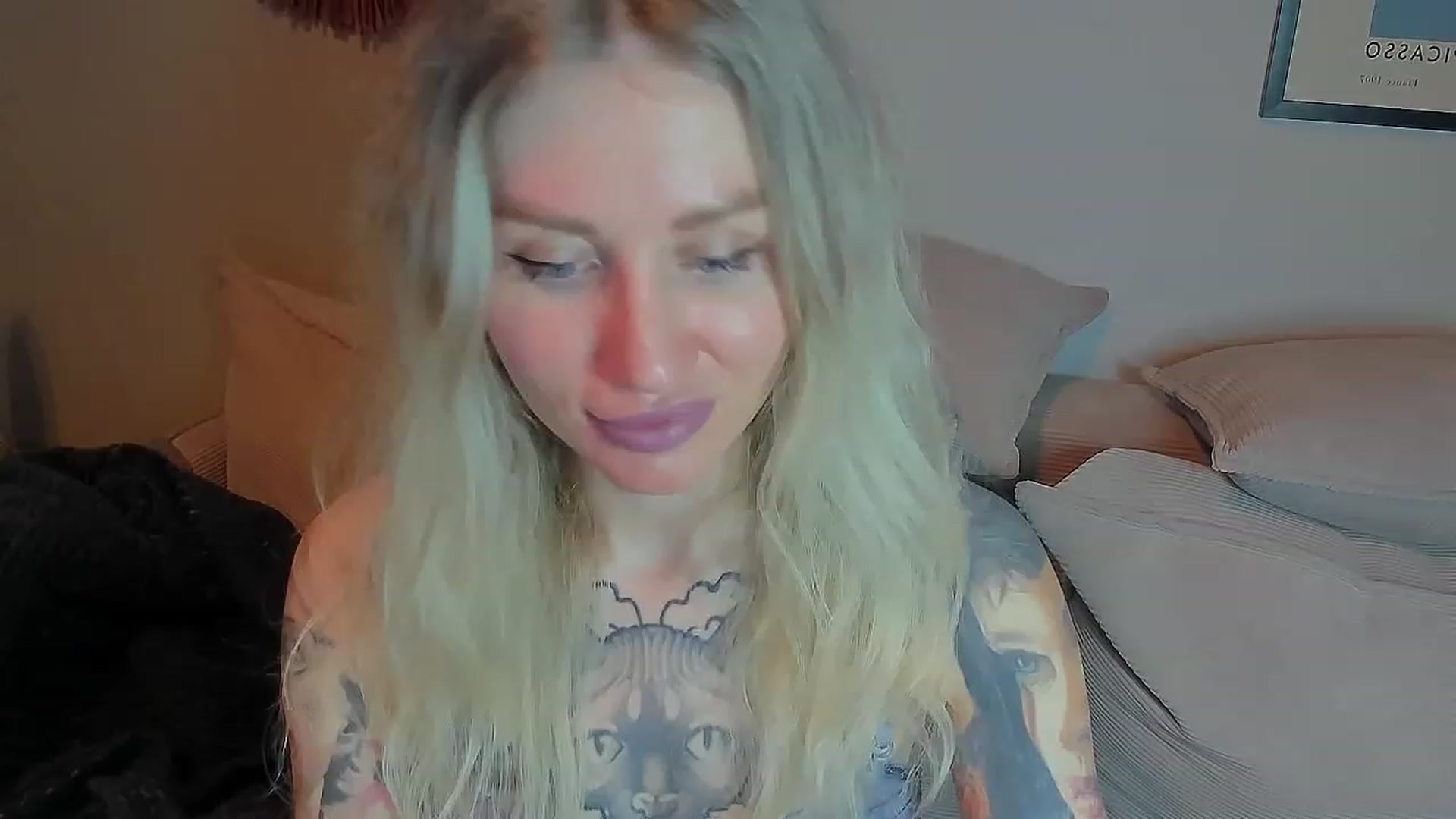 Gallery image thumbnail from Alexa_Smithhh's myfreecams stream on, 05/22/2023, 18:40 image 14 of 20
