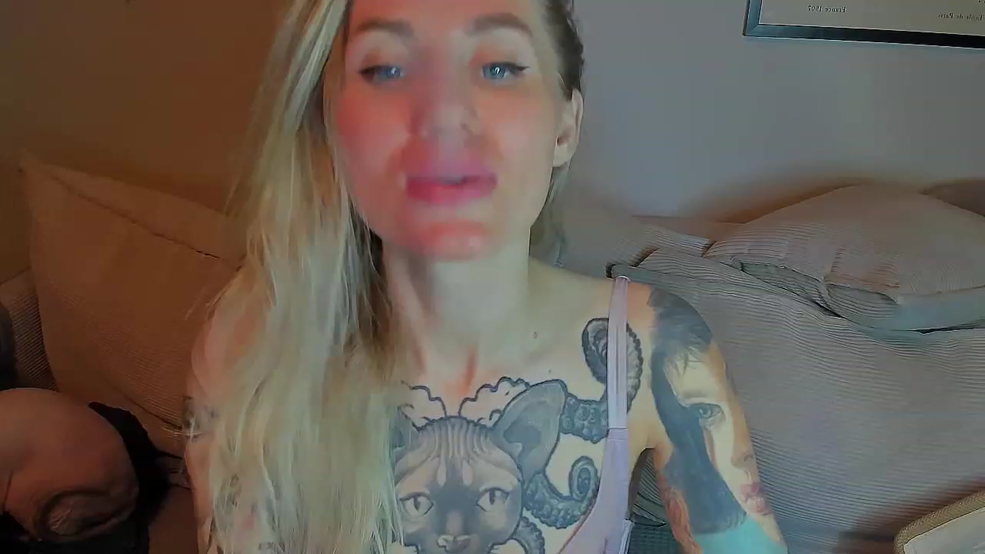 Gallery image thumbnail from Alexa_Smithhh's myfreecams stream on, 05/23/2023, 20:17 image 15 of 20