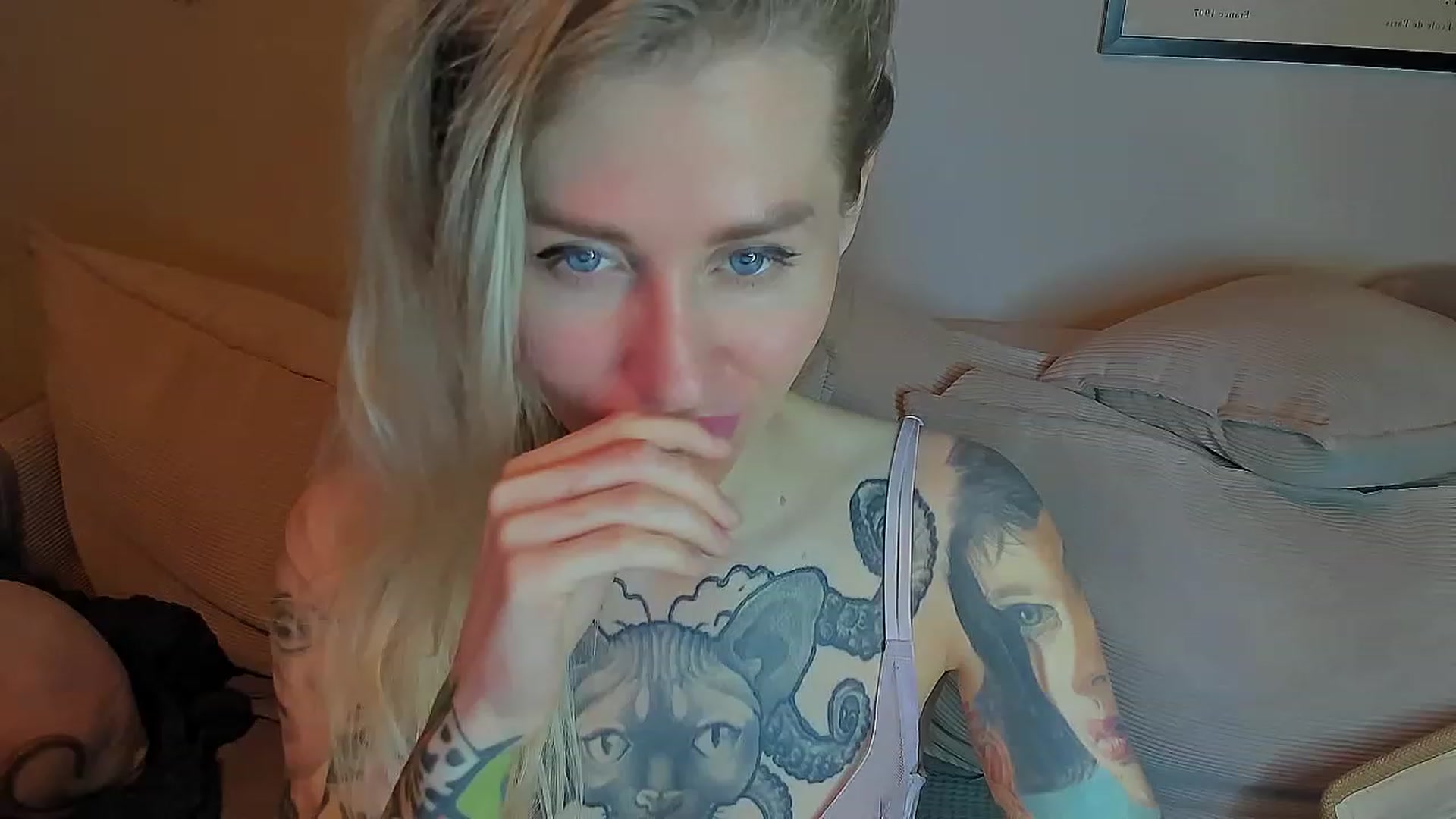 Gallery image thumbnail from Alexa_Smithhh's myfreecams stream on, 05/23/2023, 20:17 image 16 of 20