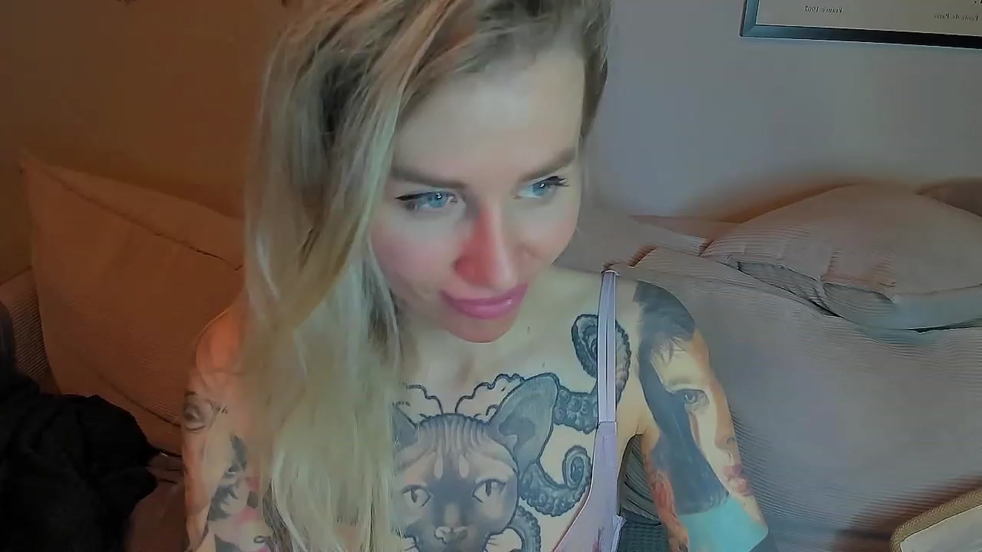 Gallery image thumbnail from Alexa_Smithhh's myfreecams stream on, 05/23/2023, 20:17 image 8 of 20