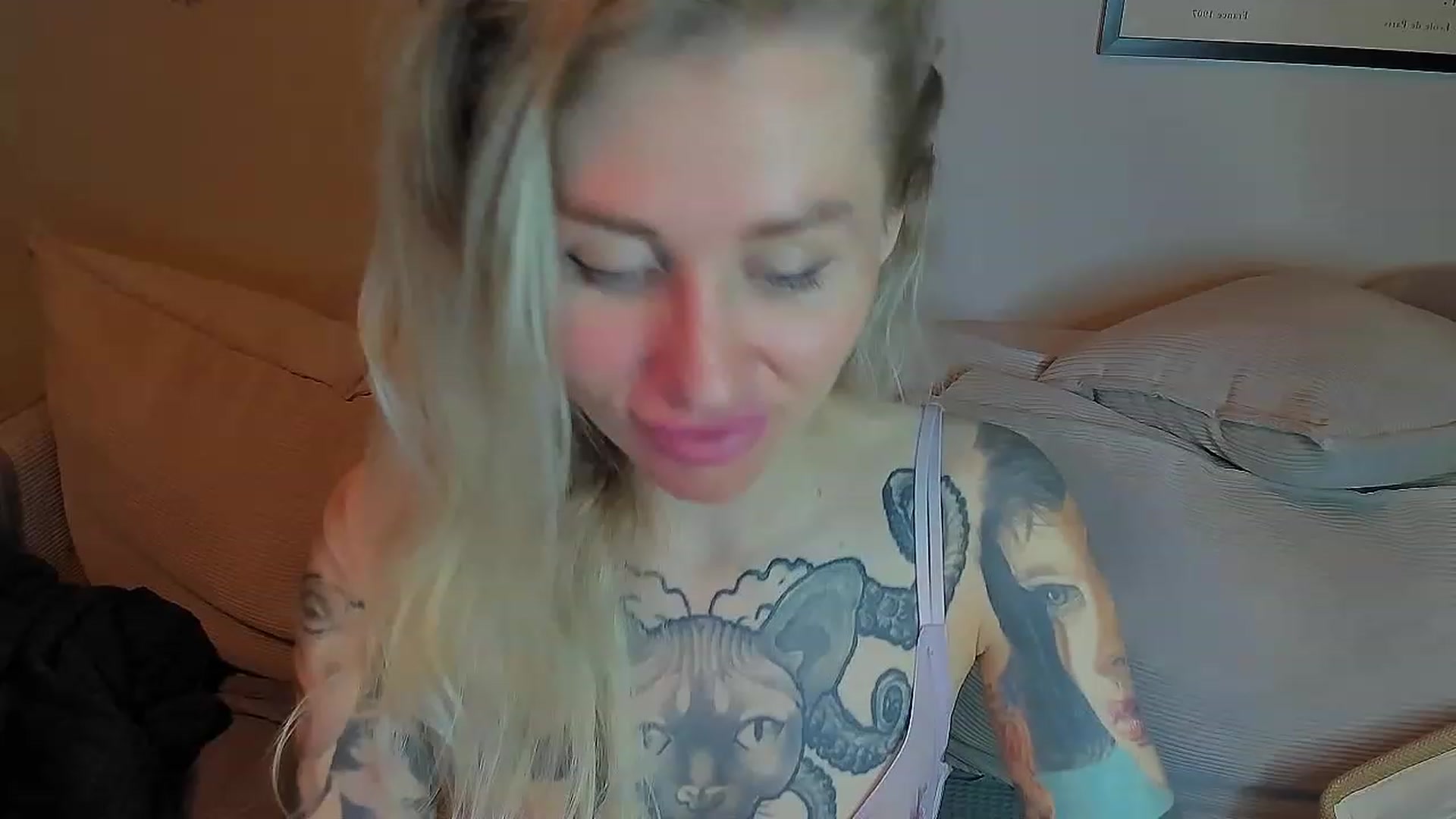 Gallery image thumbnail from Alexa_Smithhh's myfreecams stream on, 05/23/2023, 20:17 image 11 of 20