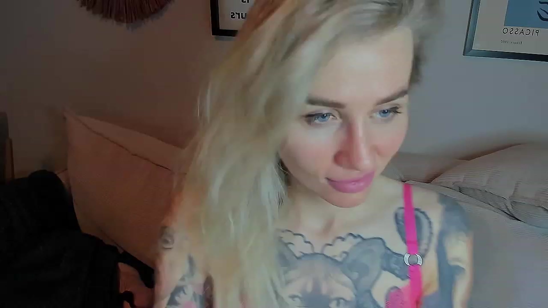Gallery image thumbnail from Alexa_Smithhh's myfreecams stream on, 05/24/2023, 18:15 image 4 of 20