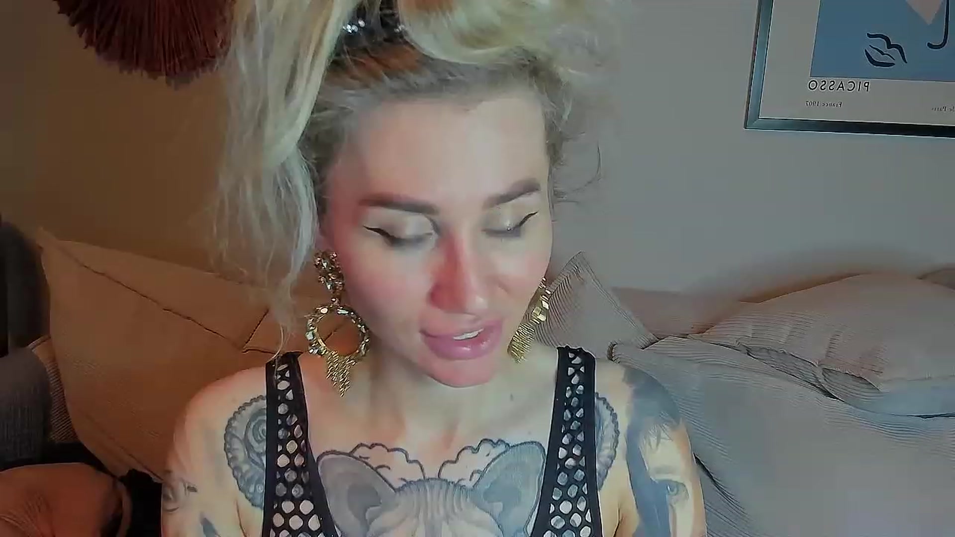 Gallery image thumbnail from Alexa_Smithhh's myfreecams stream on, 05/26/2023, 19:46 image 20 of 20