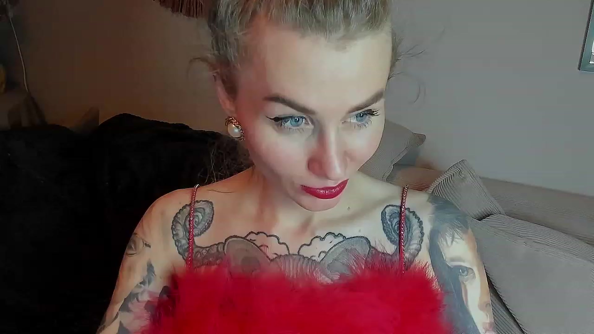 Gallery image thumbnail from Alexa_Smithhh's myfreecams stream on, 05/28/2023, 18:55 image 9 of 20