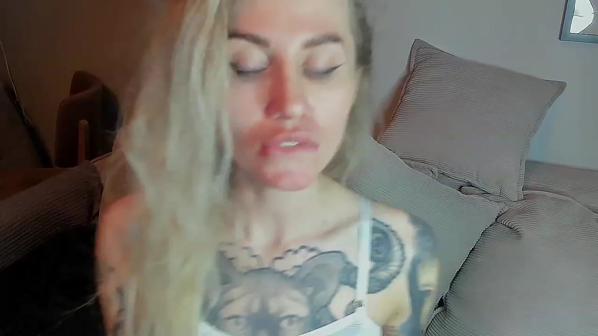 Gallery image thumbnail from Alexa_Smithhh's myfreecams stream on, 06/01/2023, 20:32 image 2 of 20