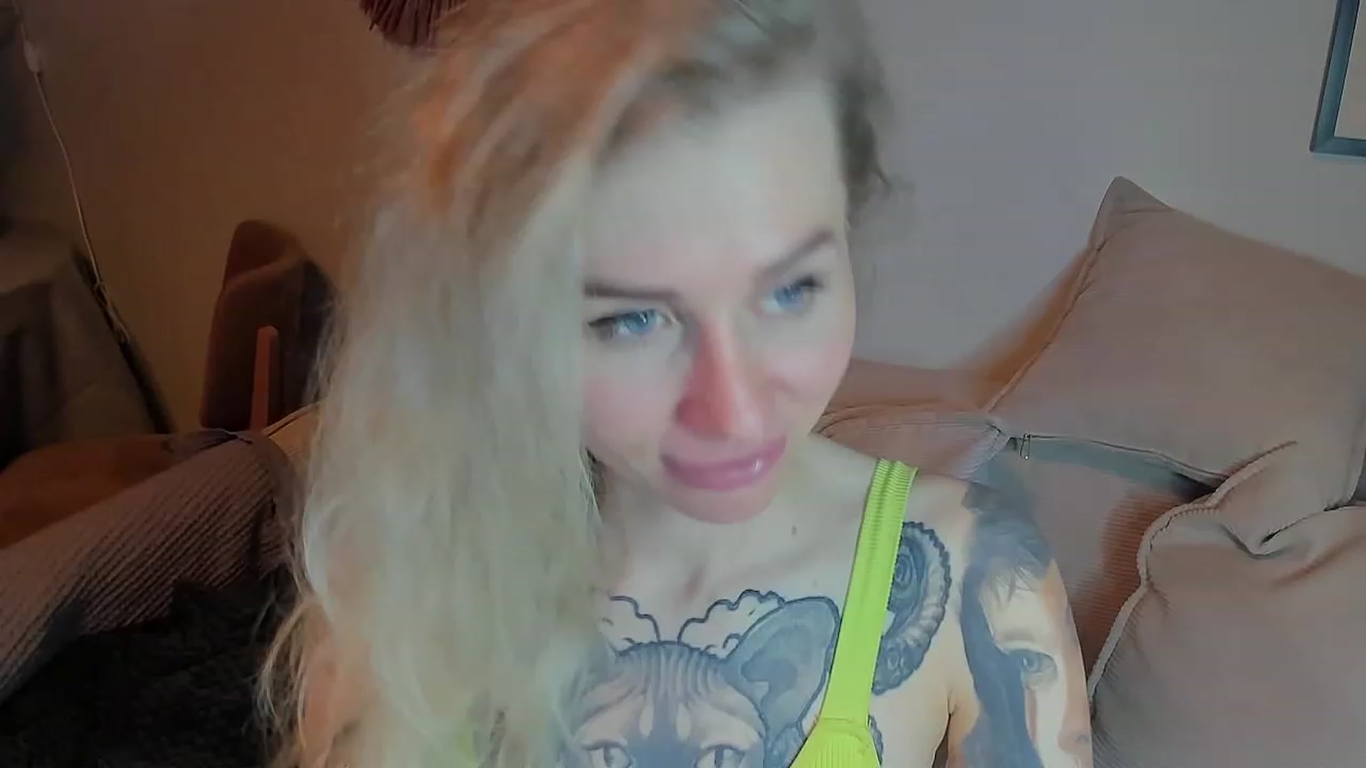 Gallery image thumbnail from Alexa_Smithhh's myfreecams stream on, 06/02/2023, 21:28 image 3 of 20