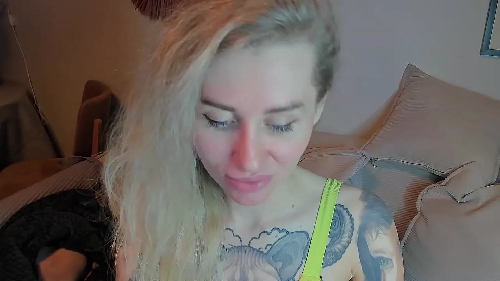 Gallery image thumbnail from Alexa_Smithhh's myfreecams stream on, 06/02/2023, 21:28 image 19 of 20