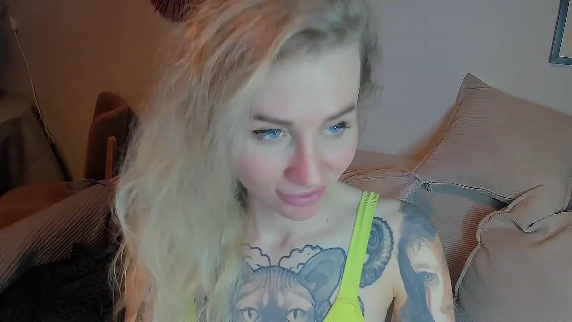 Gallery image thumbnail from Alexa_Smithhh's myfreecams stream on, 06/02/2023, 21:28 image 4 of 20