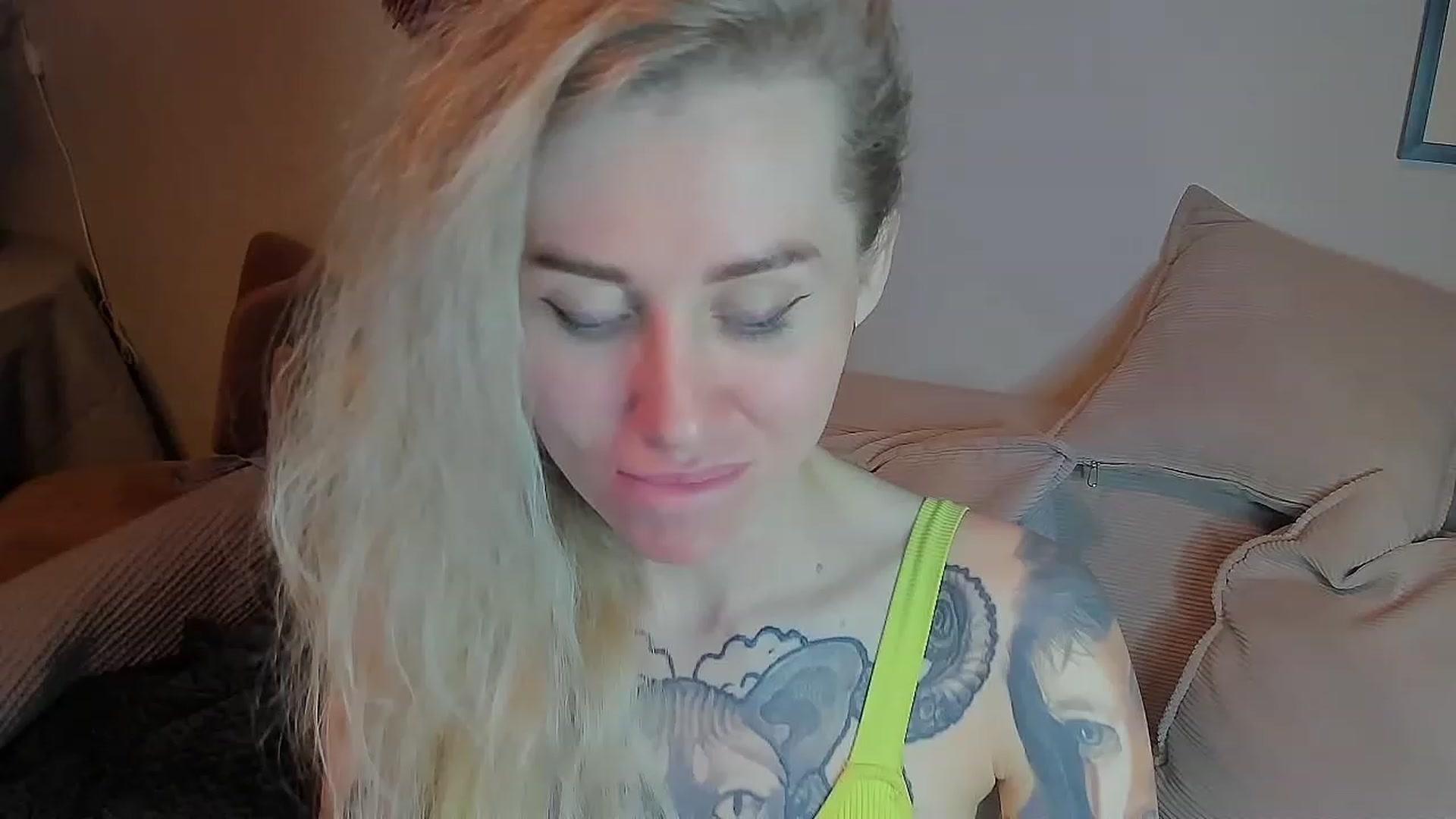 Gallery image thumbnail from Alexa_Smithhh's myfreecams stream on, 06/02/2023, 21:28 image 17 of 20