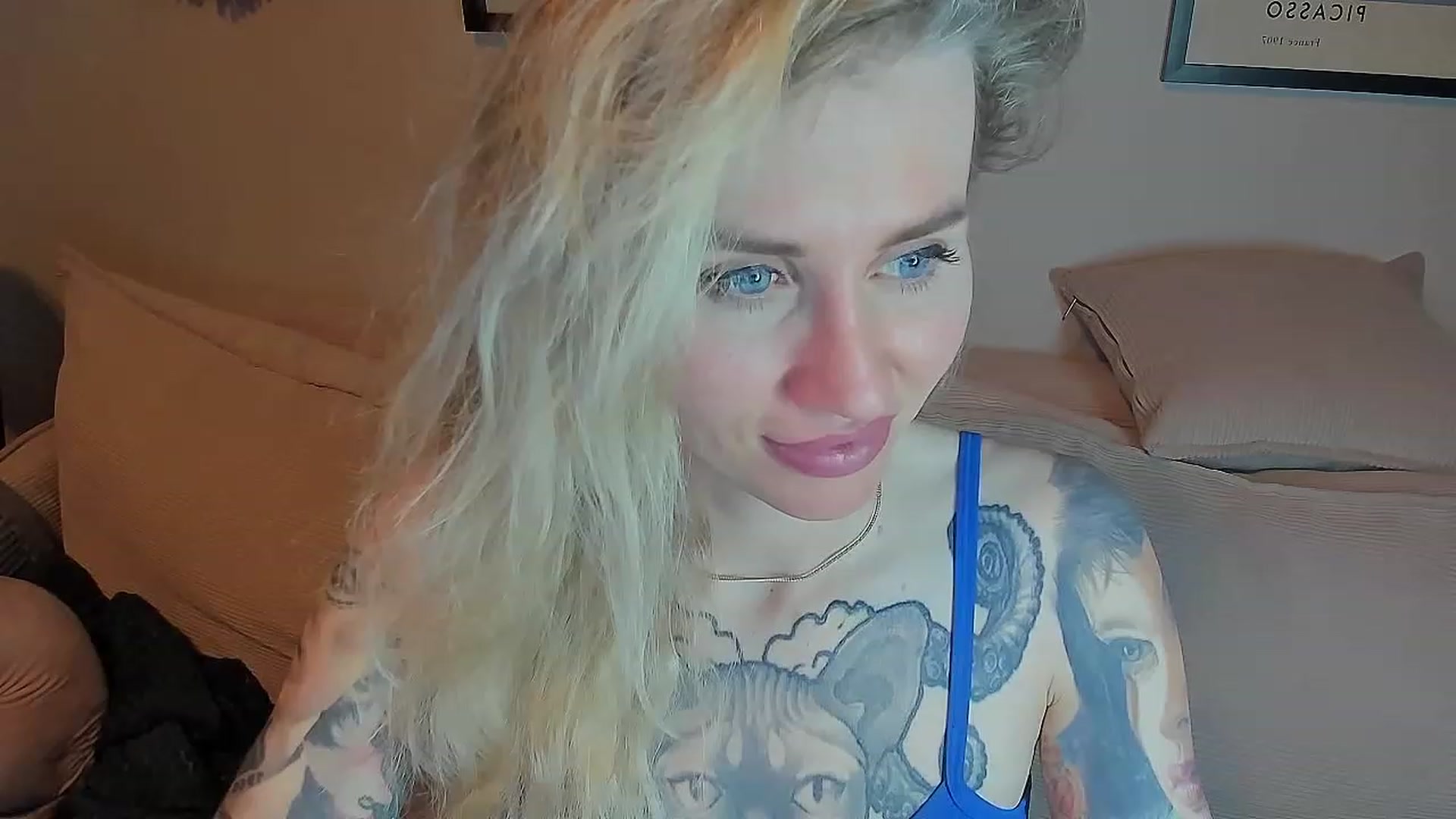 Gallery image thumbnail from Alexa_Smithhh's myfreecams stream on, 06/07/2023, 20:33 image 1 of 20