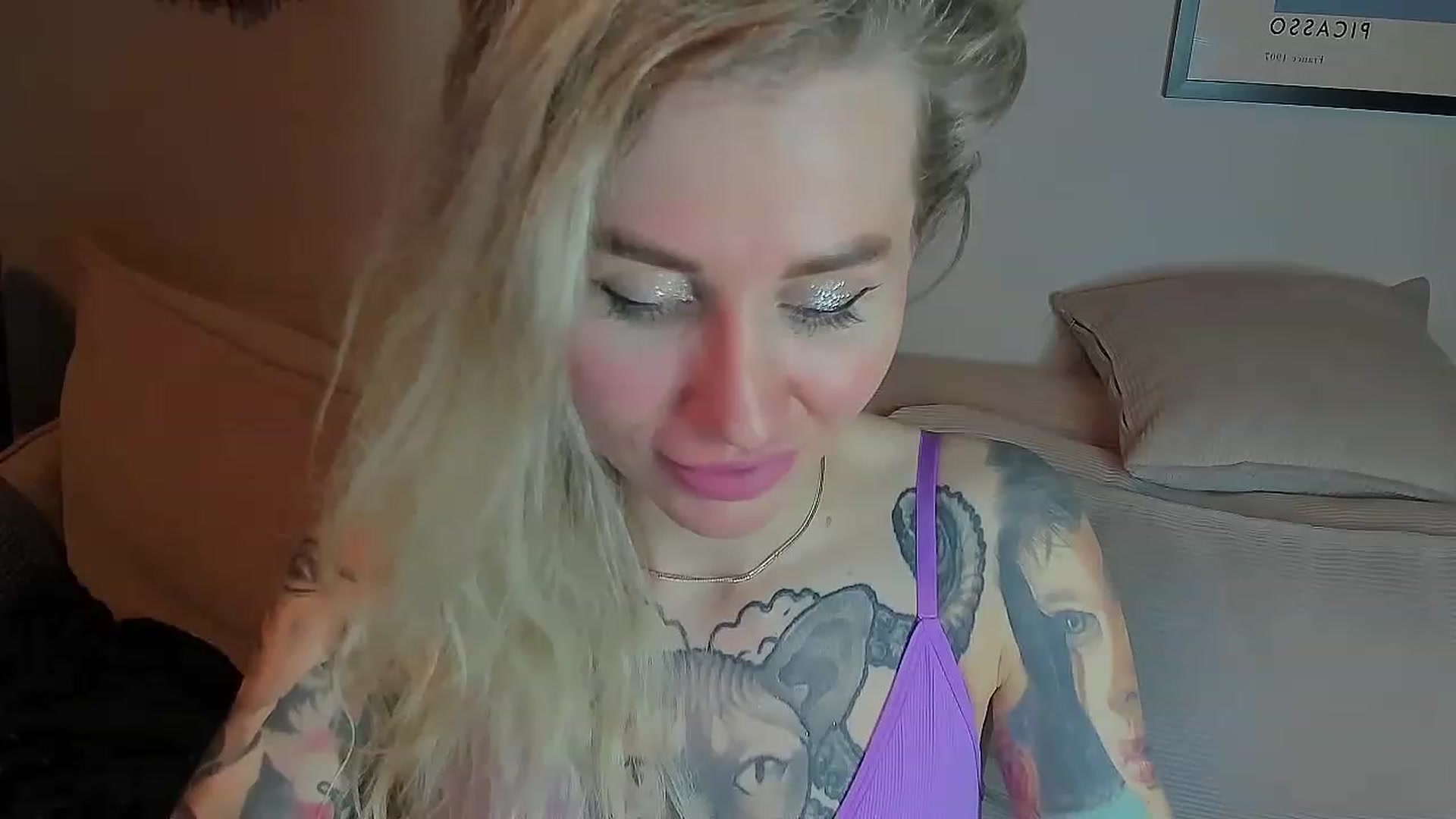 Gallery image thumbnail from Alexa_Smithhh's myfreecams stream on, 06/08/2023, 19:01 image 12 of 20