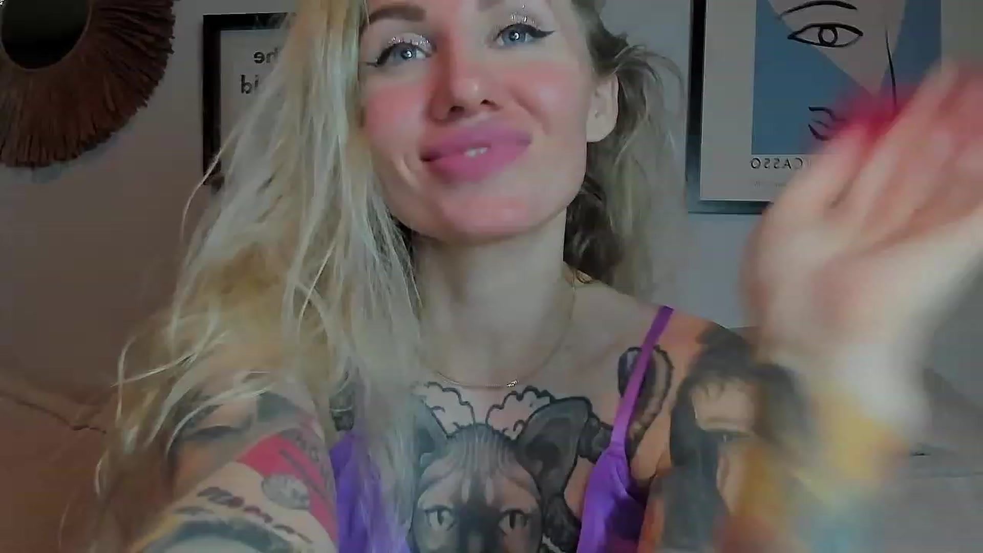 Gallery image thumbnail from Alexa_Smithhh's myfreecams stream on, 06/08/2023, 19:01 image 4 of 20