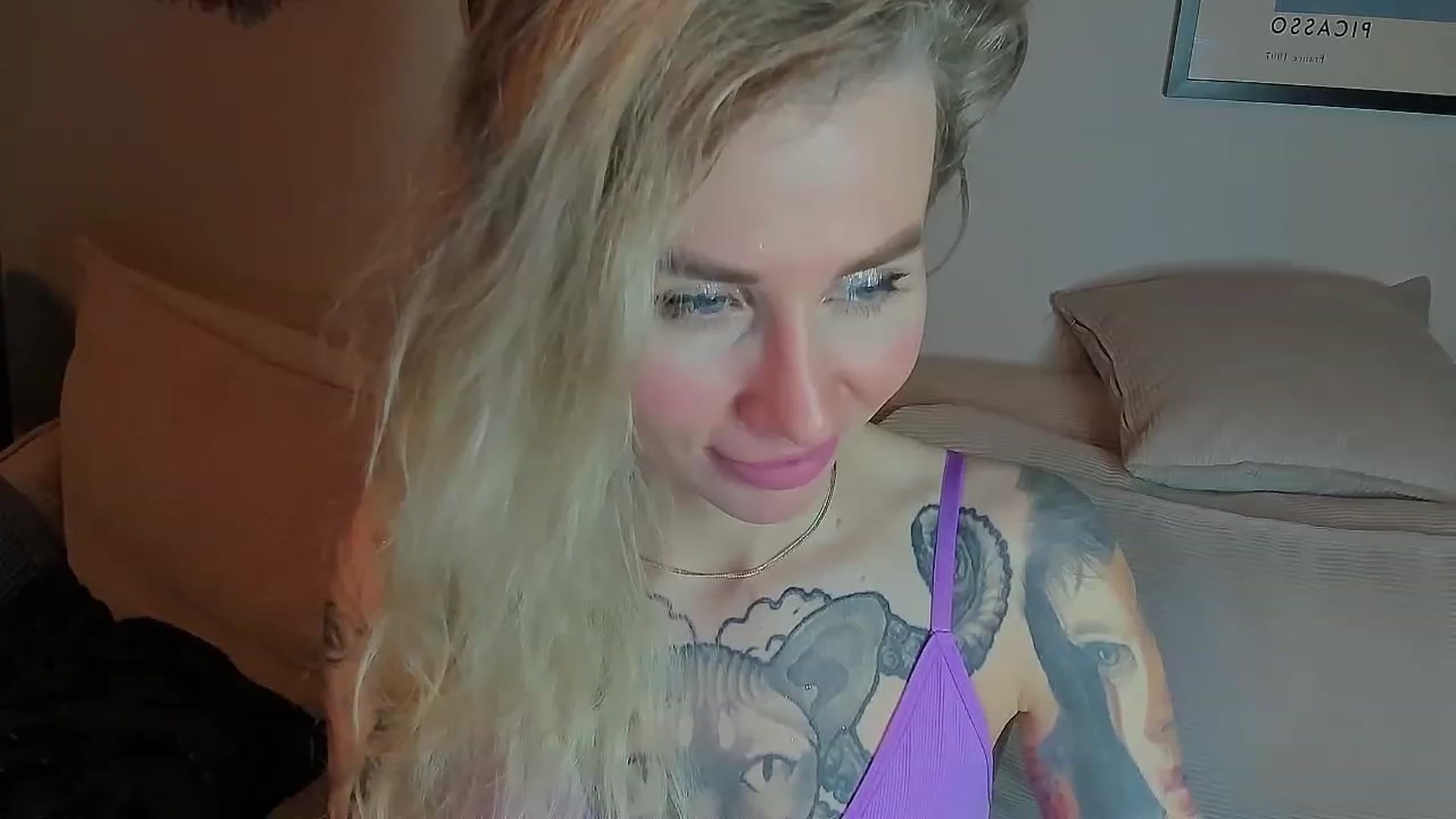 Gallery image thumbnail from Alexa_Smithhh's myfreecams stream on, 06/08/2023, 19:01 image 19 of 20
