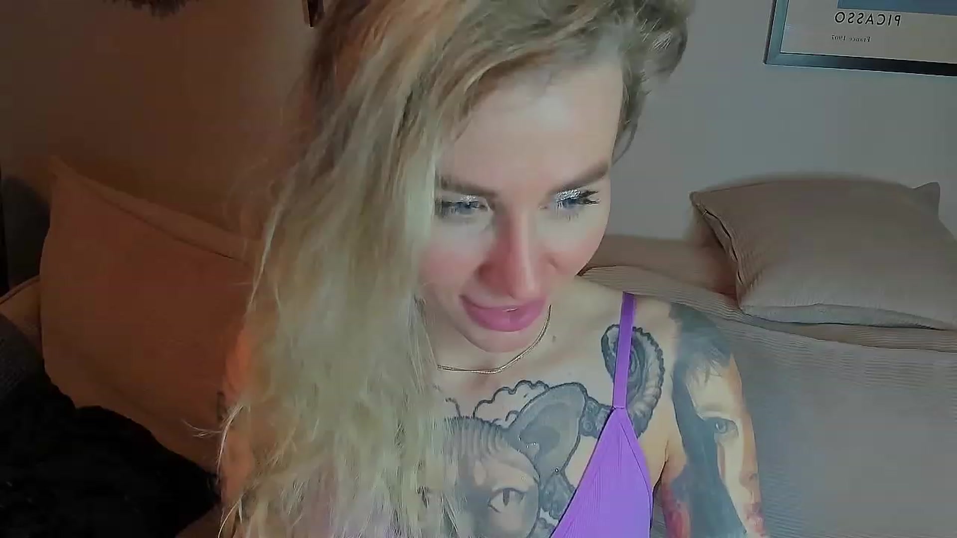 Gallery image thumbnail from Alexa_Smithhh's myfreecams stream on, 06/08/2023, 19:01 image 10 of 20